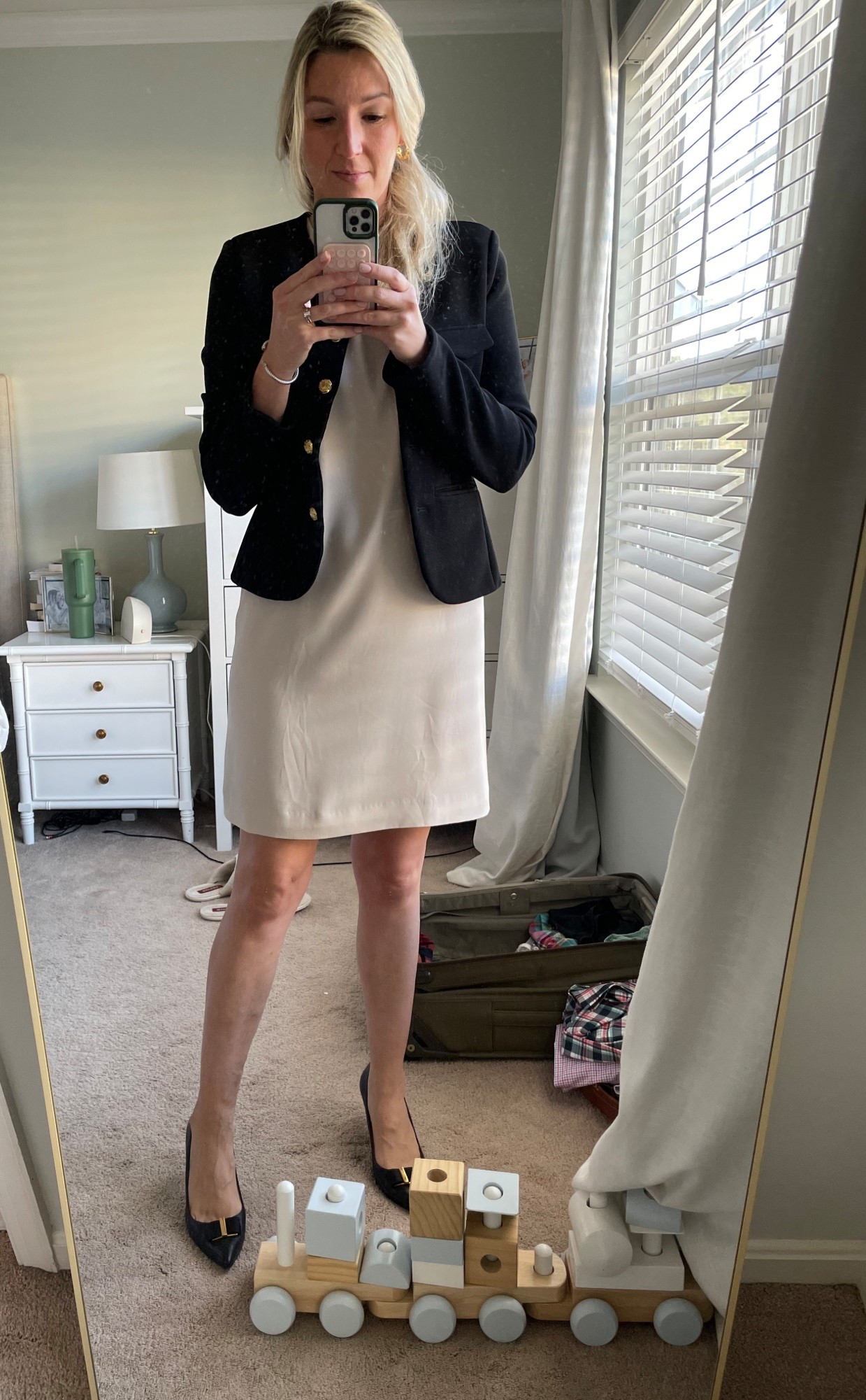 A little real life over here 🫠🤣 but today’s OOTD for the office 

#corporategirl #corporateoutfit #corporatestyle #workstyle #workoutfit #officestyle 

#LTKWorkwear