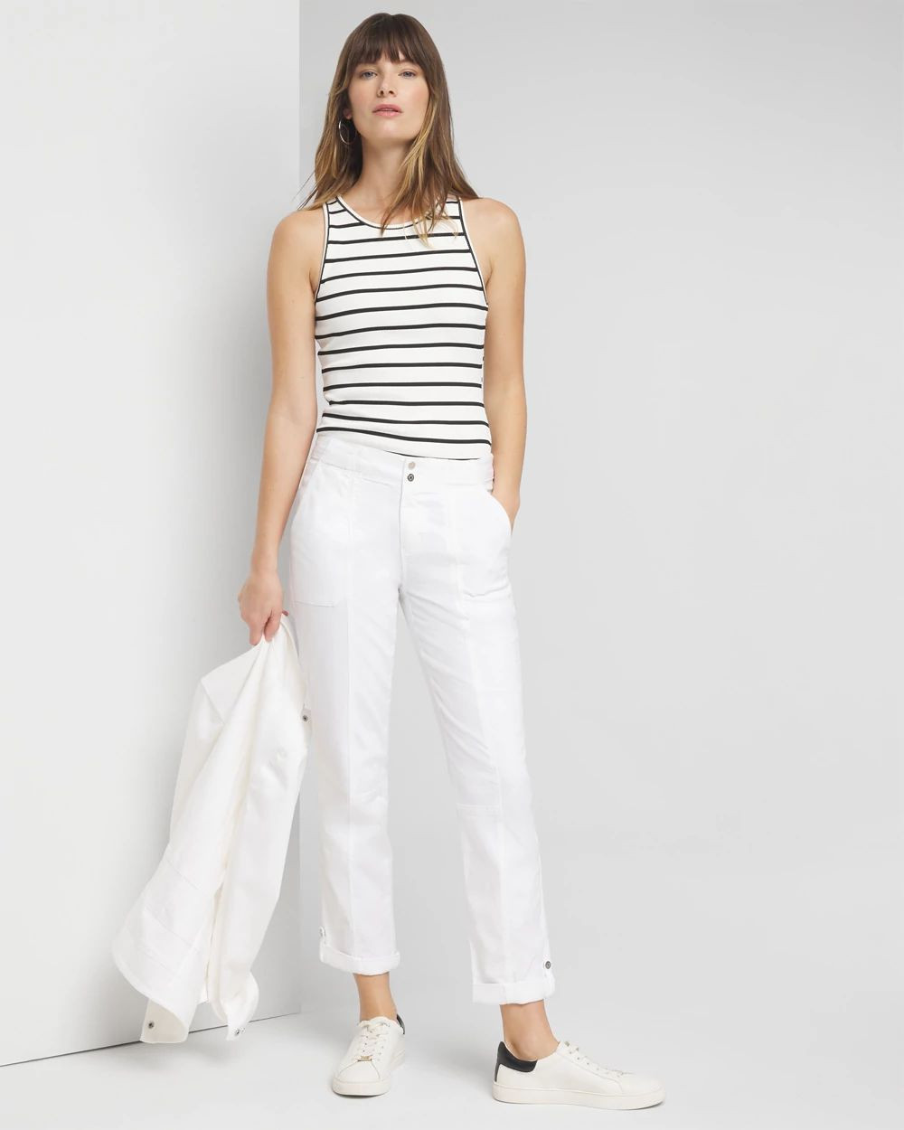 Mid-Rise Pret-A-Pedi Crop Pants | White House Black Market