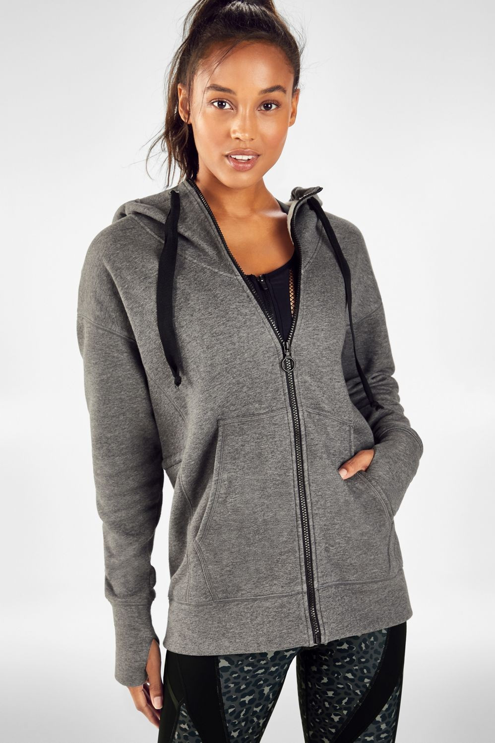 Tops
					
				
					
										
				
	
				/
			
		
			
				
					
				
					
					Sweatshirts
	... | Fabletics