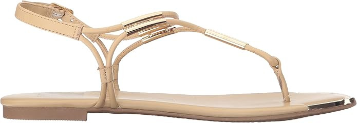 Dolce Vita Women's Marly Flat Sandal | Amazon (US)