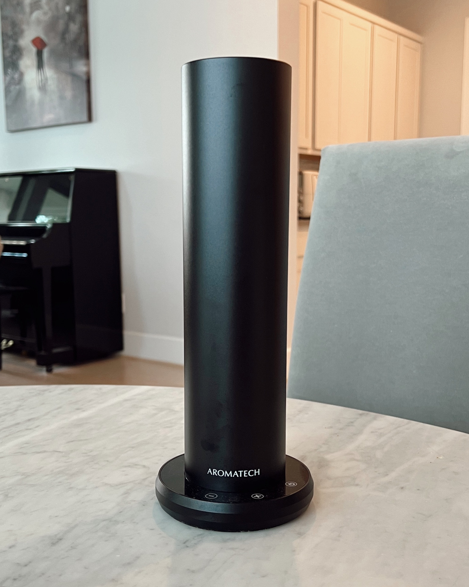 We’ve been loving our new aroma tech machine! It makes our entire home smell like a 5⭐️ hotel😍 comes in other colors too

Aromatech, home find, aroma

#LTKHome