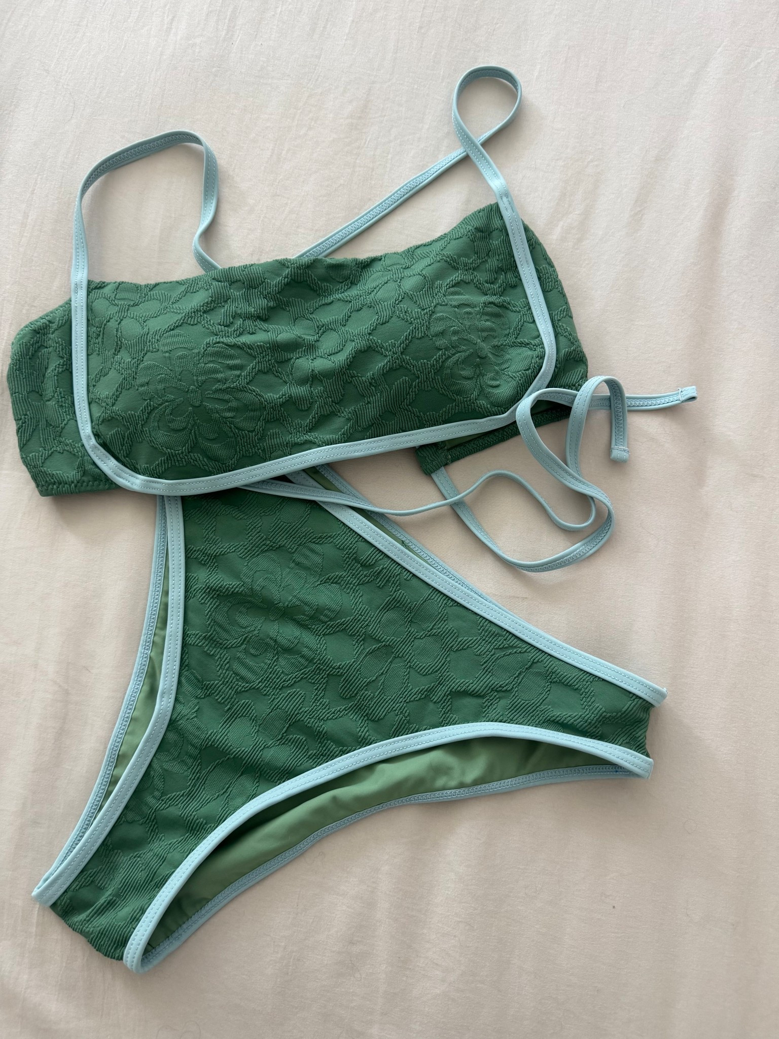 The swimsuit I’ll have on repeat for the rest of the summer 🌞🌊

#LTKSwim #LTKSummerEdit #LTKSaleAlert