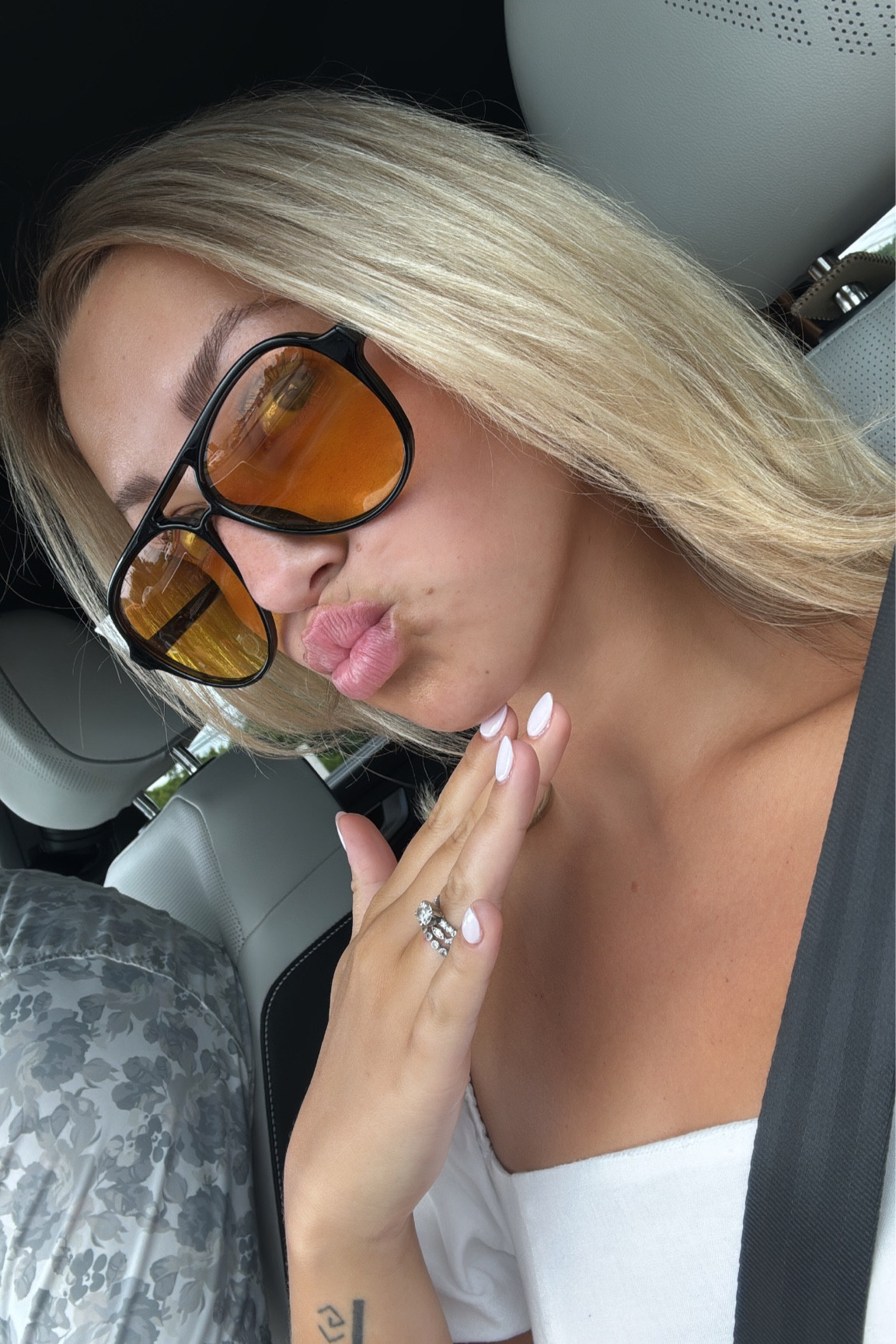 Sunnies 🕶️🤍⭐️

#LTKfindsunder50 #LTKSeasonal #LTKstyletip