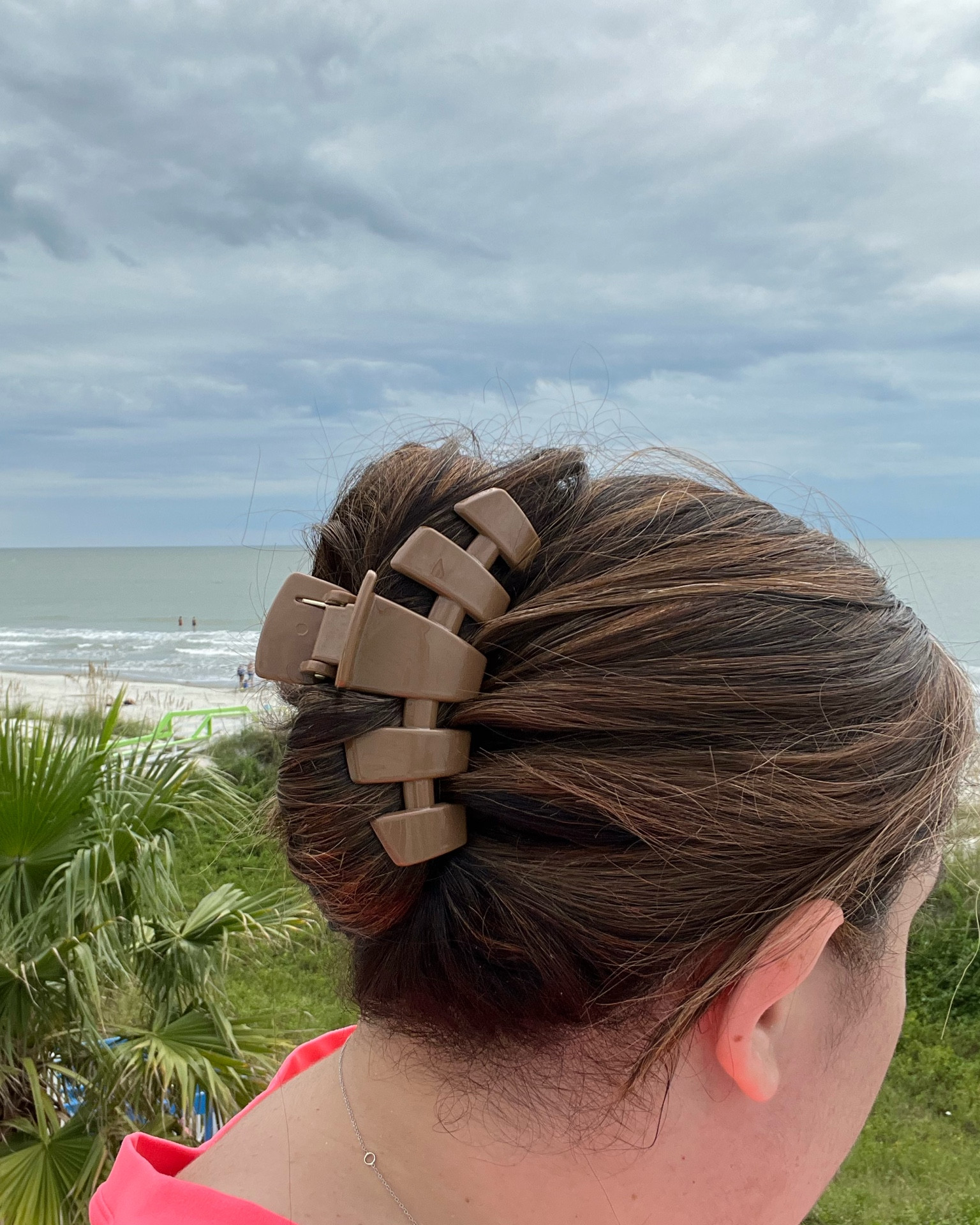 Teleties Large Claw Clip in Caramel 🤎 

#LTKSeasonal #LTKbeauty #LTKfindsunder50