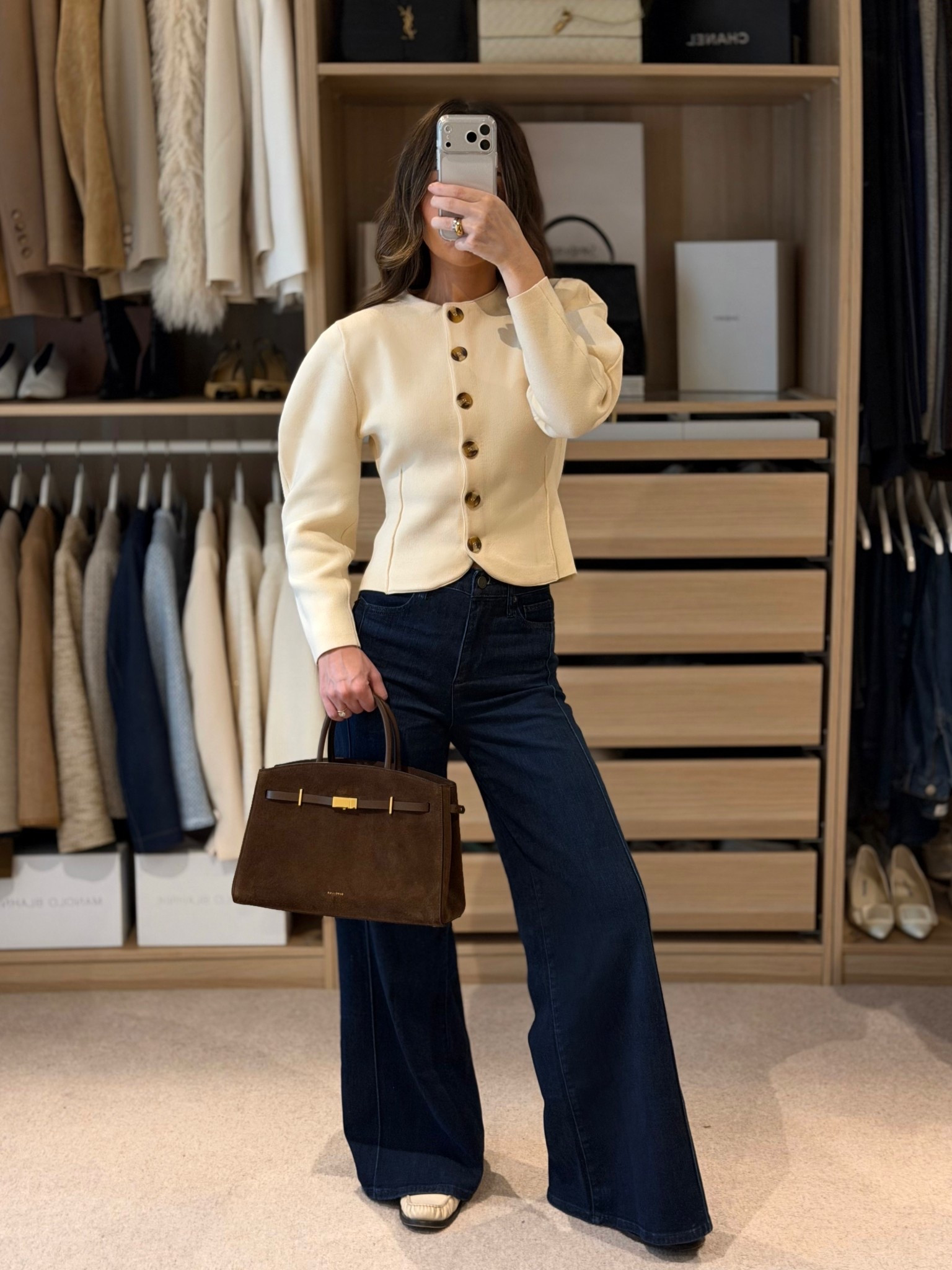 I wear XS cardi top
Jeans are 25R 👖 

#LTKstyletip #LTKjeans #LTKautumn