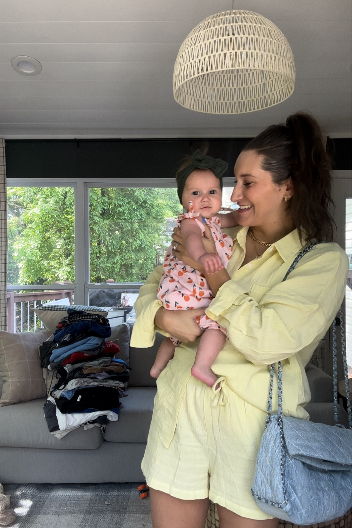 Cutest and GOOD quality linen set for summer— bf friendly!!💛🌟🐝

I got size medium! 5’7” and size 6-8

Blake is in the 6-12m romper from daffodilly! 