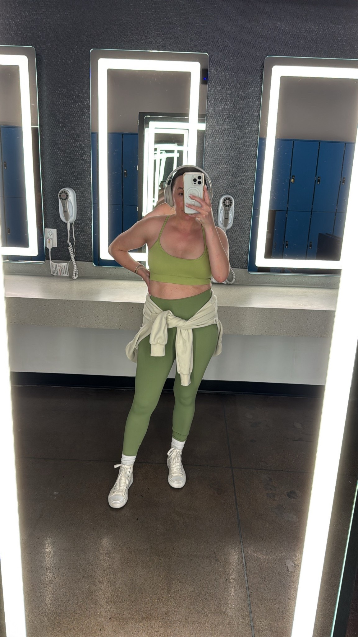 Just a mom trying to shrink this mom belly in a stylish workout set.

Two piece workout set 

Green workout set 

#LTKBump #LTKfitnessgoals #LTKmomlife
