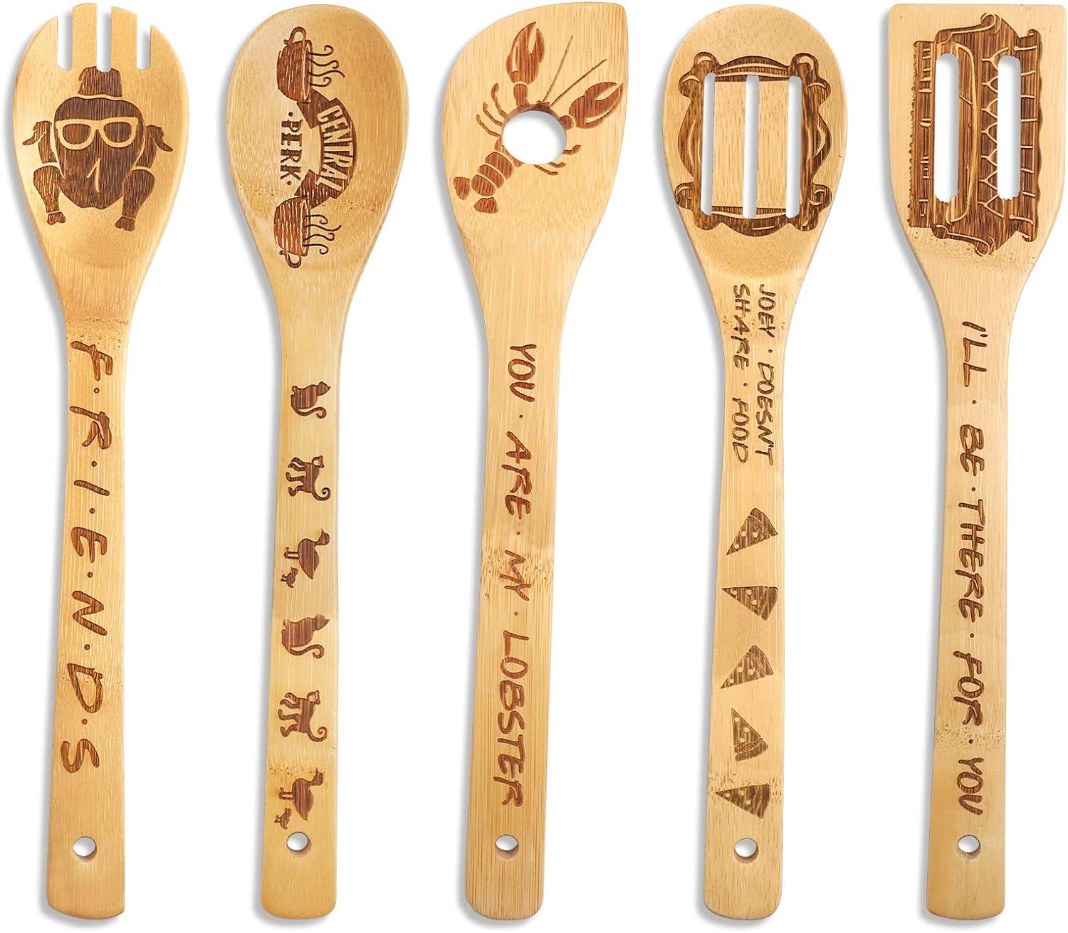 Friends Wooden Spoons Set of 5 - Friends TV Show Merchandise Novelty Kitchen Cooking Utensils Eng... | Amazon (US)