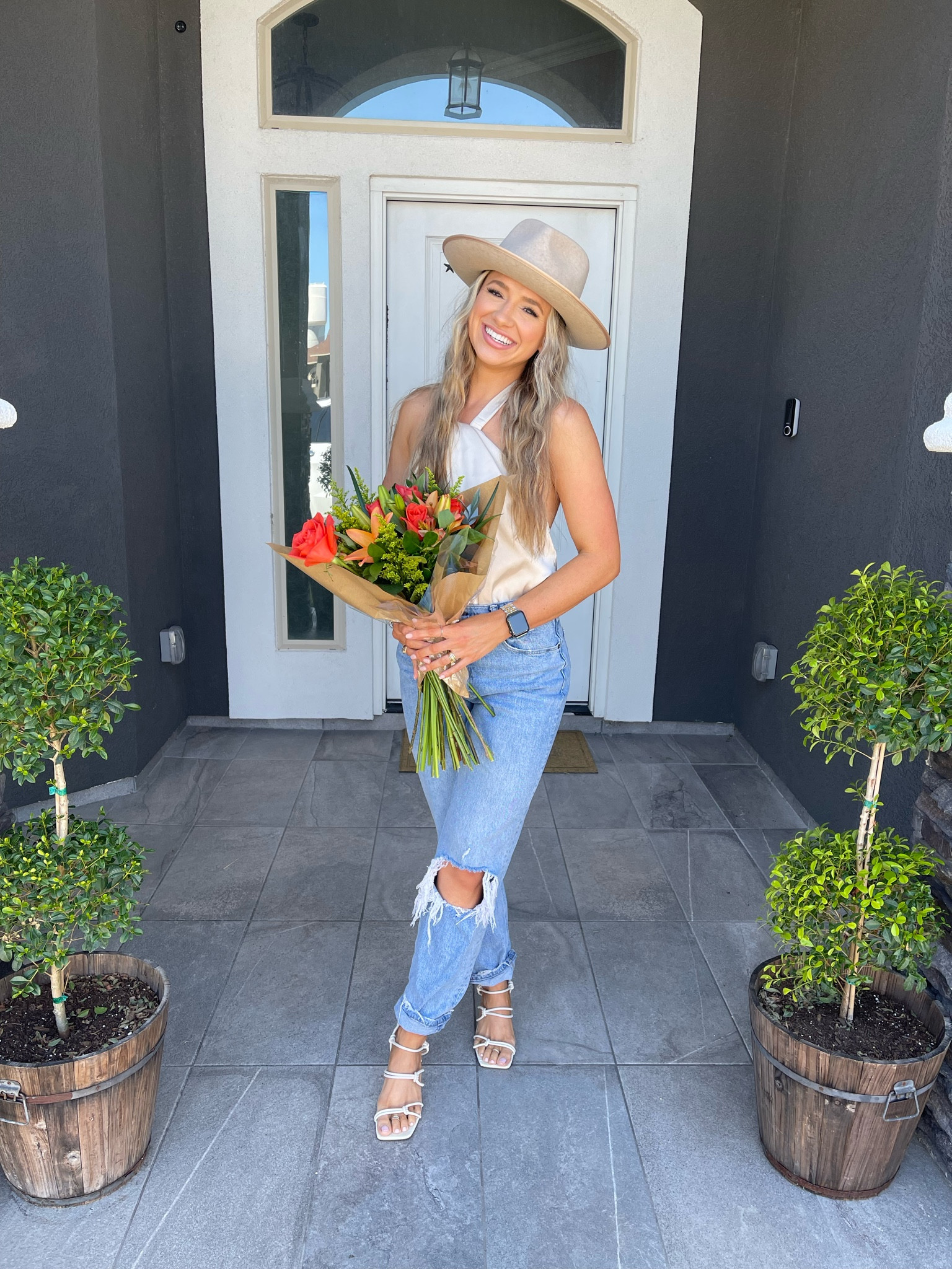 Fall transitional outfit, casual, baby shower outfit 
Top: small
Bottoms: 27
Hat: small

#LTKfit #LTKSeasonal #LTKstyletip