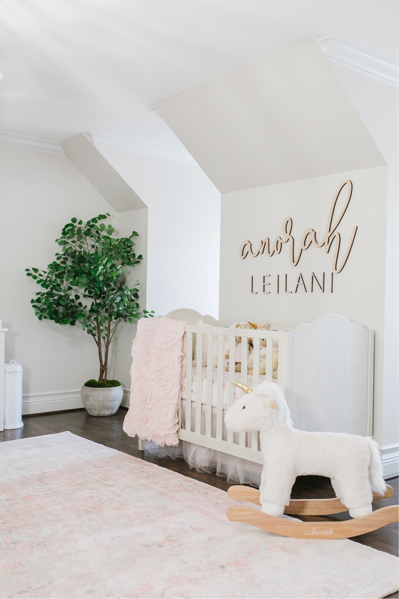 Baby Girl Nursery 🎀

baby girl nursery // baby girl nursery decor // nursery // nursery decor // nursery inspo // nursery ideas // pink nursery // pottery barn kids // pottery barn

#LTKHome #LTKBaby #LTKFindsUnder100