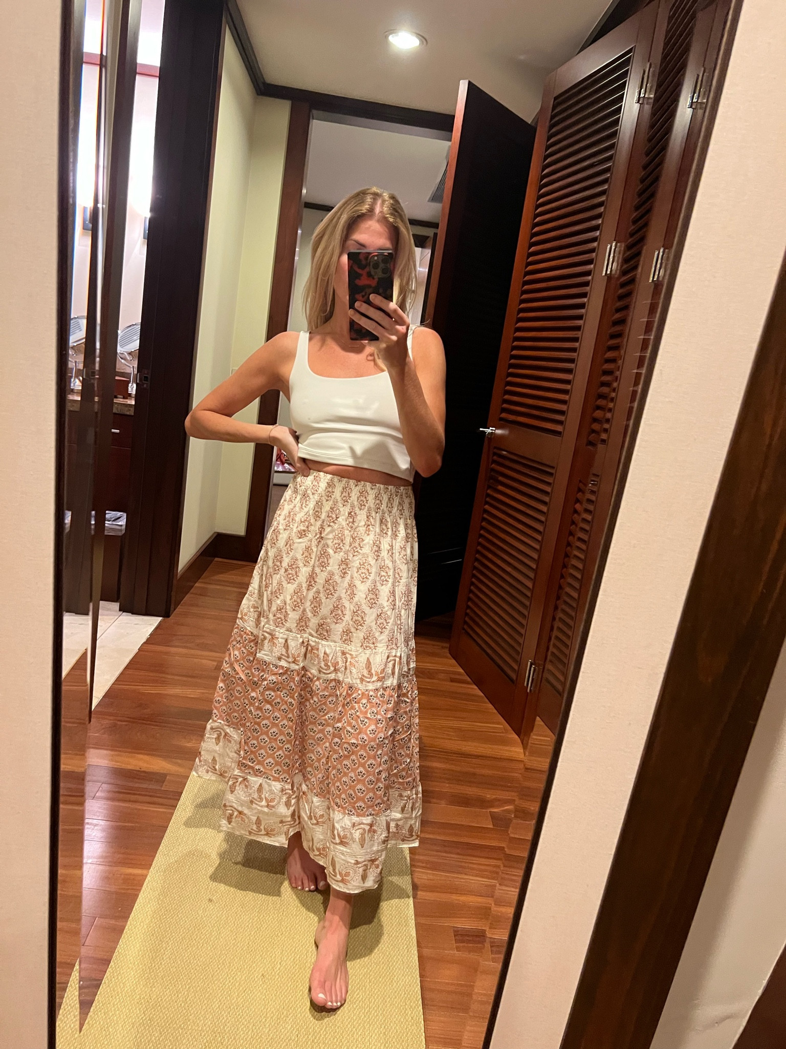 White tank - midi skirt - xs - TTS 