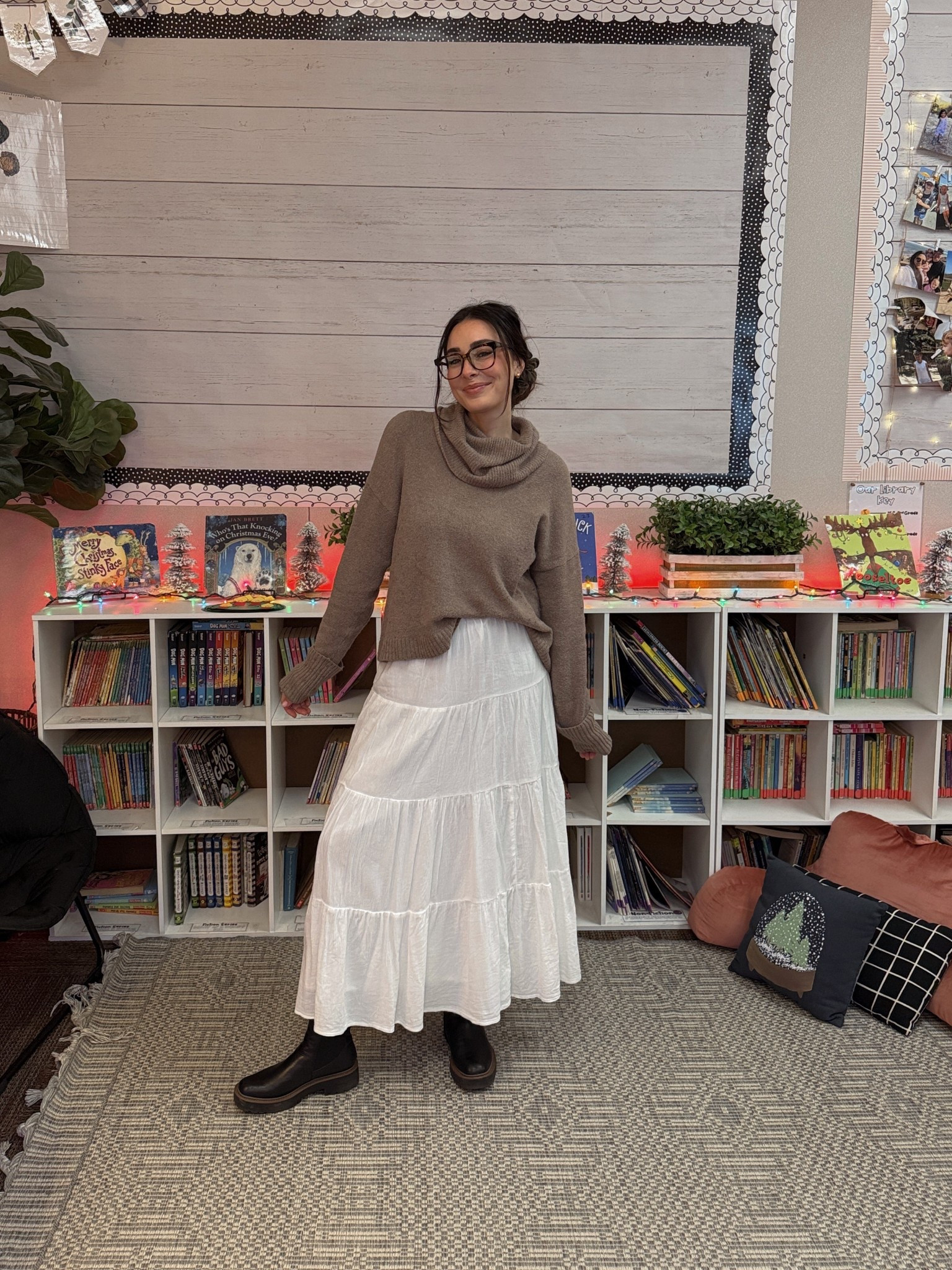 Skirt: medium
Shoes: TTS 


#LTKGiftGuide #LTKootd #LTKHoliday