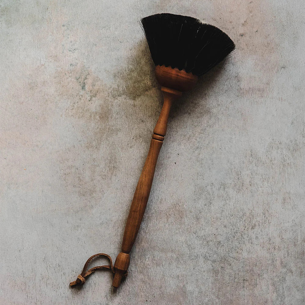 Wooden Whisper Duster - Black | Roan Iris