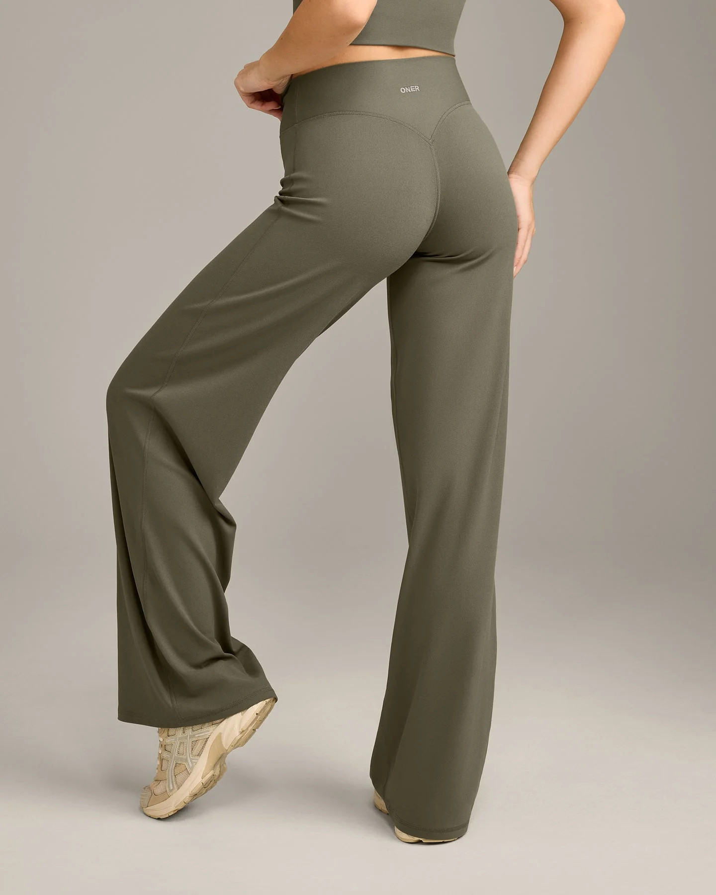 SoftMotion™ Straight Leg Bottoms with Grey Logo 
 Alpine Green | Oner Active (UK / US)