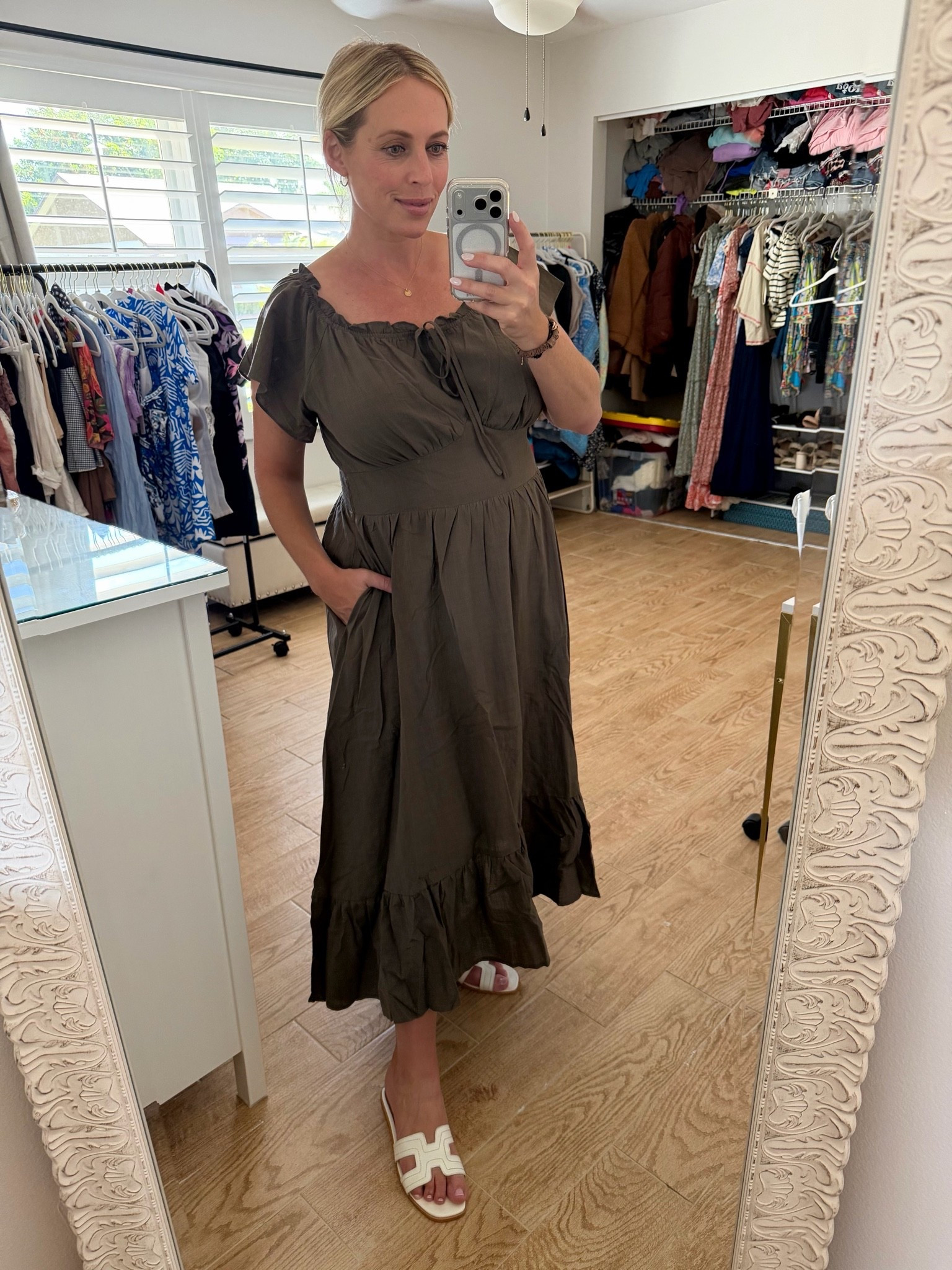 Midi dress, wearing XL at 26 weeks pregnant

#LTKootd #LTKMidsize #LTKSeasonal