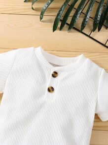 Baby Ribbed Knit Bodysuit & Knotted Front Shorts
   SKU: sk2107201211976770      
          (2632... | SHEIN