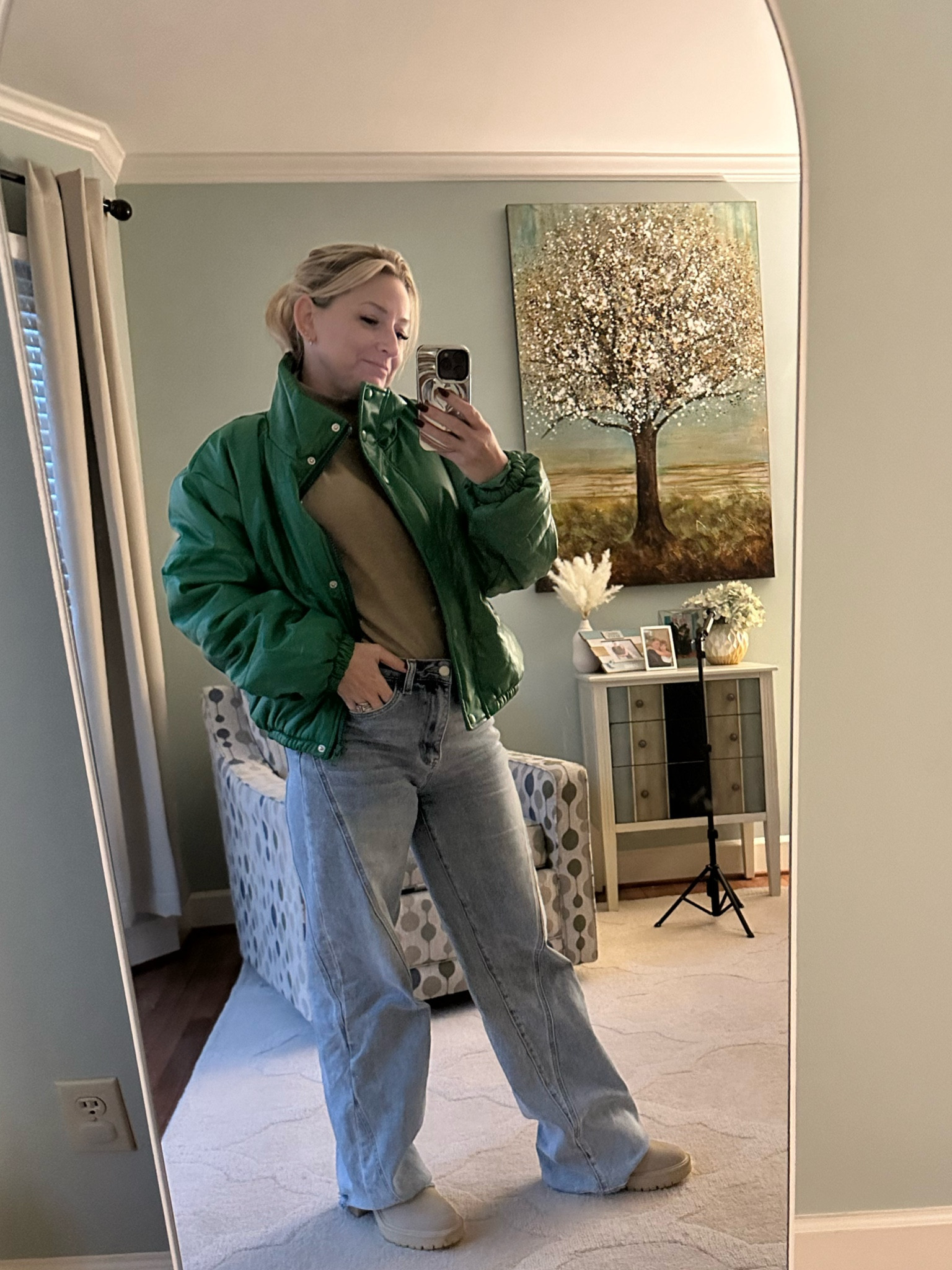 Spring outfit
Spring jacket
Cut out sweater cute for date night
Jeans
Lug boot
Green
St Patrick’s day


#LTKstyletip #LTKSpringSale #LTKover40