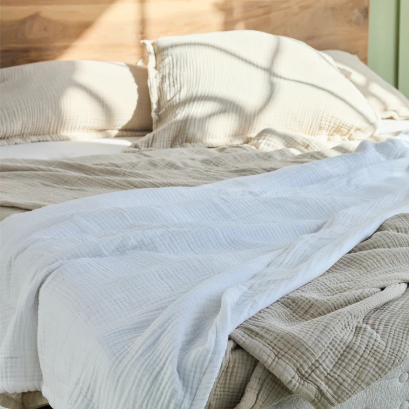 Organic Cotton Gauze Blanket | Avocado Mattress