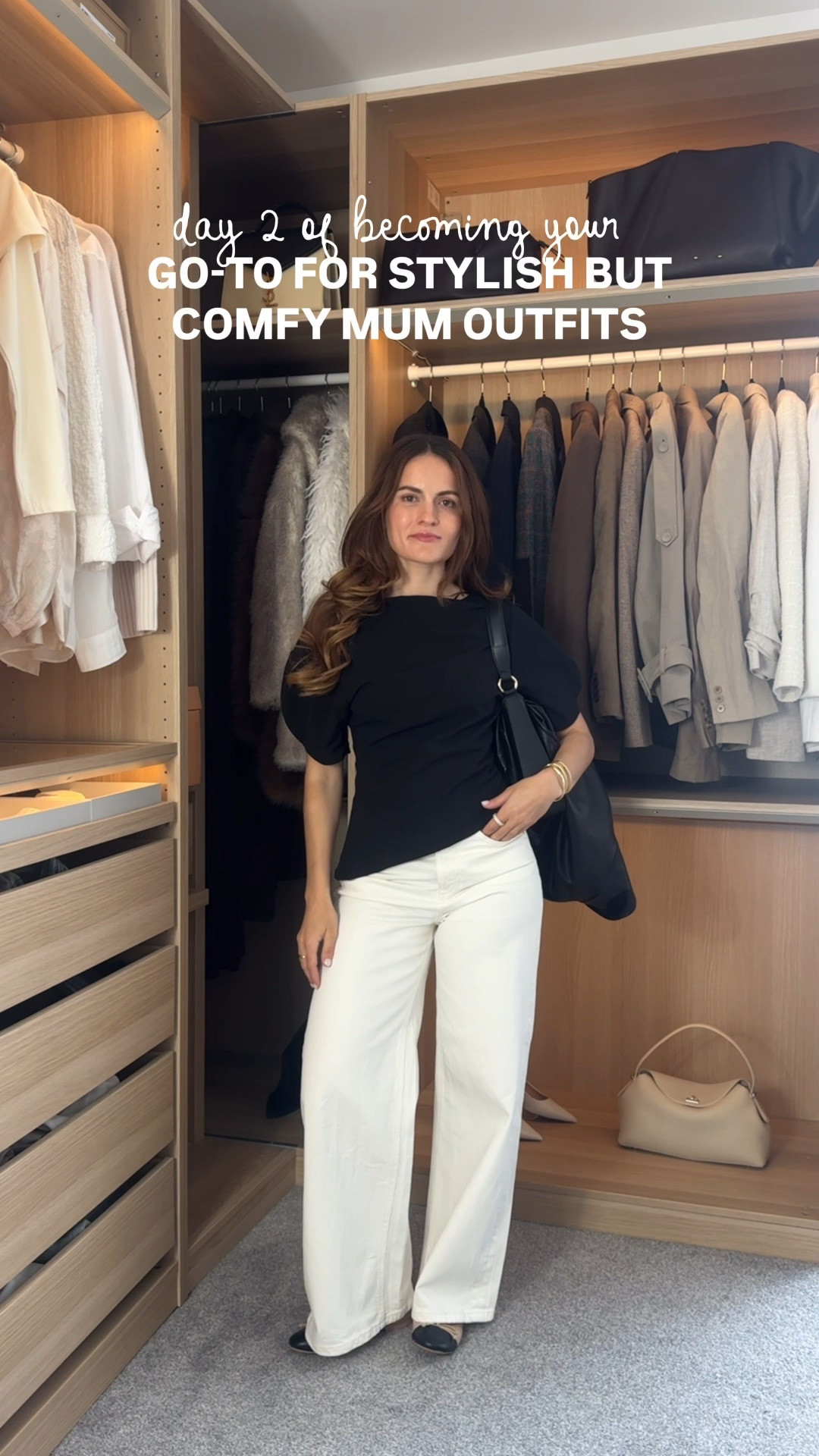 My easiest formula when I want to look put together without sacrificing comfort: a fitted top, wide-leg jeans, an oversized leather jacket and ballet flats.


#middle30s #over30mum #over30style #simplechic #everydayelevated

#LTKuk #LTKautumn #LTKpetite