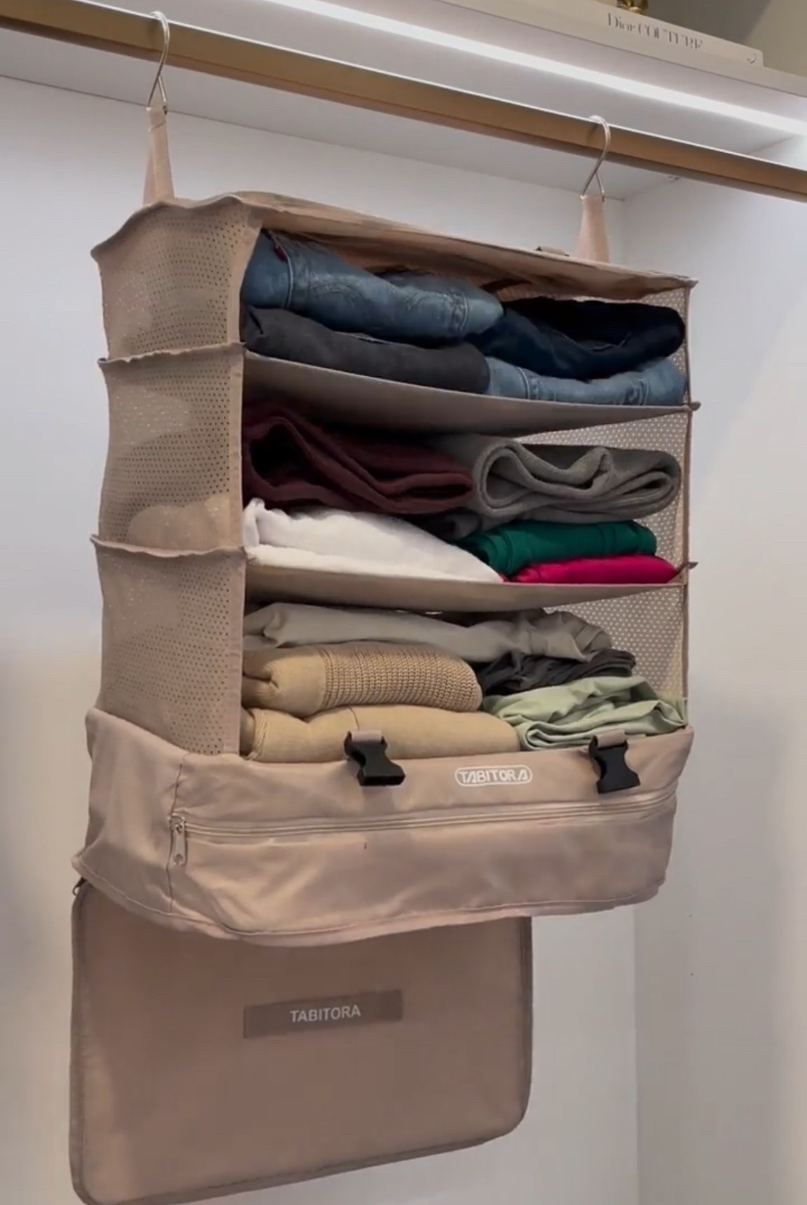 Scroll to shop!! Follow for more!! Xo! ✨

#LTKTravel #LTKmomlife #LTKdayinmylife