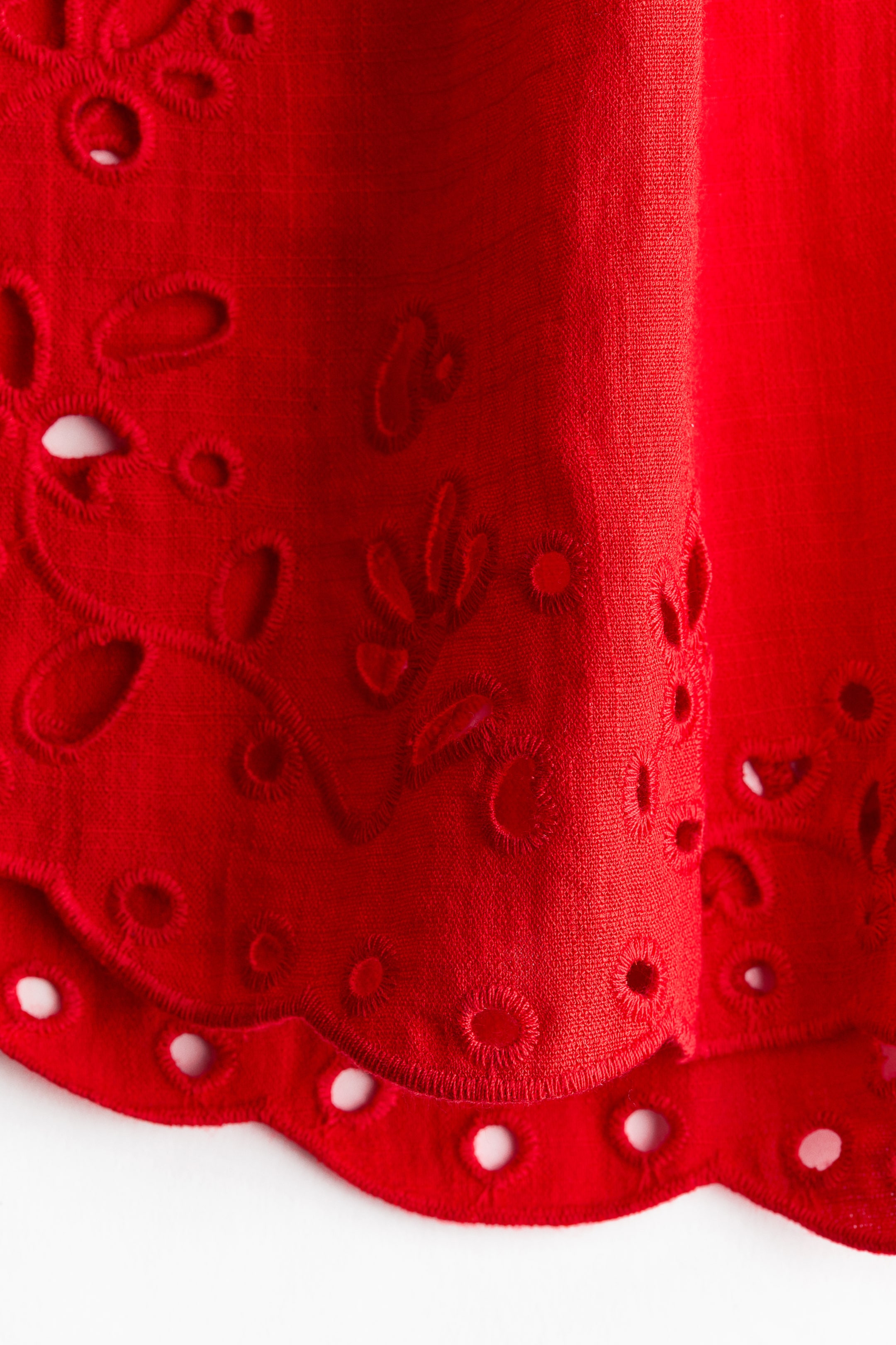 Beach Shirt with Eyelet Embroidery | H&M (US + CA)