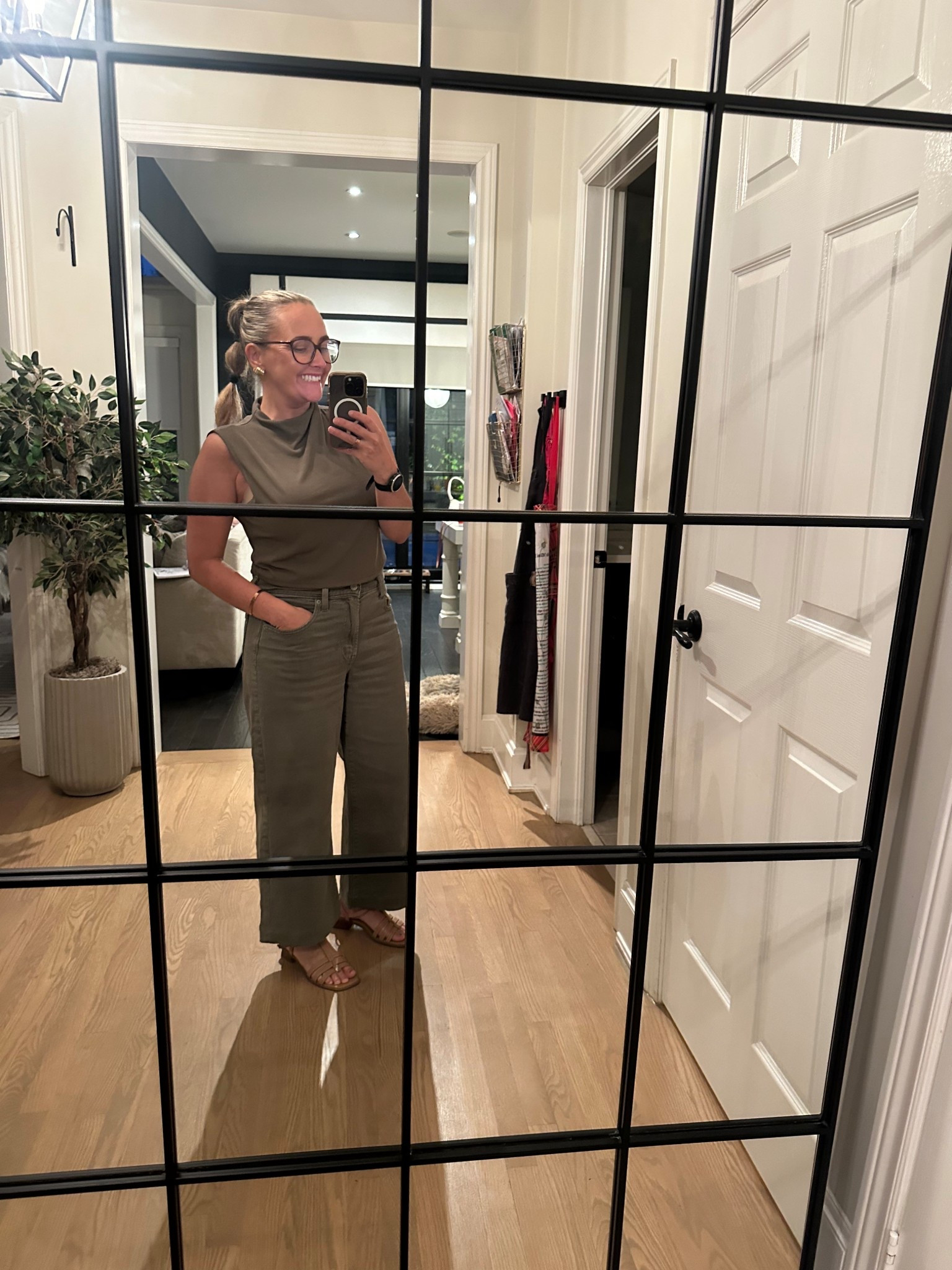 A little night out celebrating family • sadly all items are old but I’ve linked to what I could find that are comparable • the gap jeans run a little snug so size up •