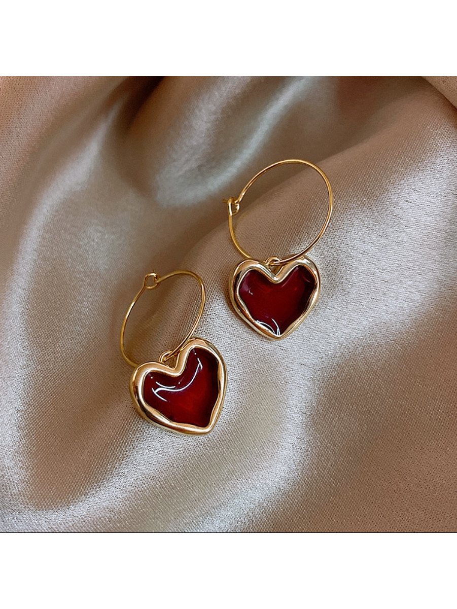 1pair Fashionable Red Heart Shaped Dripping Oil Pendant Hoop Earrings For Women | SHEIN USA | SHEIN
