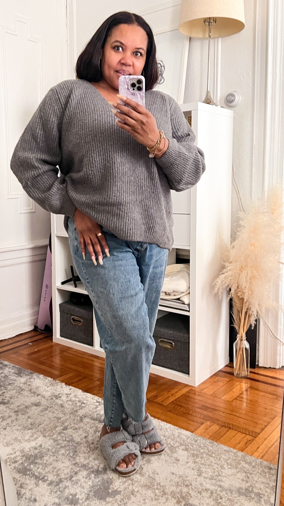 Another very casual WFH OOTD. There's something about an oversized sweater that makes me feel great. What's your go-to comfort clothing? 

💋 P.S. If you follow, save, share, or shop my posts here on LTK or my blog, The Patranila Project, thank you! I really appreciate you being part of this community and shopping with me. 

Winter denim, relaxed fit jeans, v neck sweater, ribbed sweater, Nordstrom, Macy's, Amazon Find, cozy outfits, casual outfits 
#ltkseasonal #ltkmomlife 

#LTKMidsize #LTKootd #LTKOver40