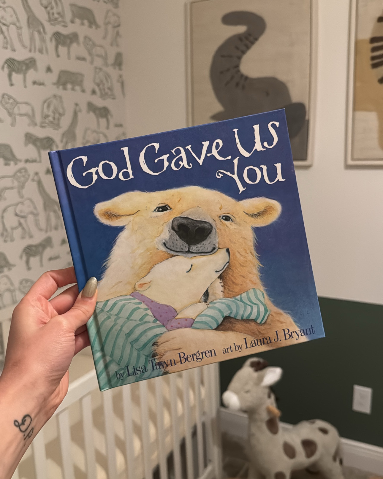 Our favorite night time read with Koa 🥺🤍

#LTKGiftGuide #LTKBaby #LTKKids