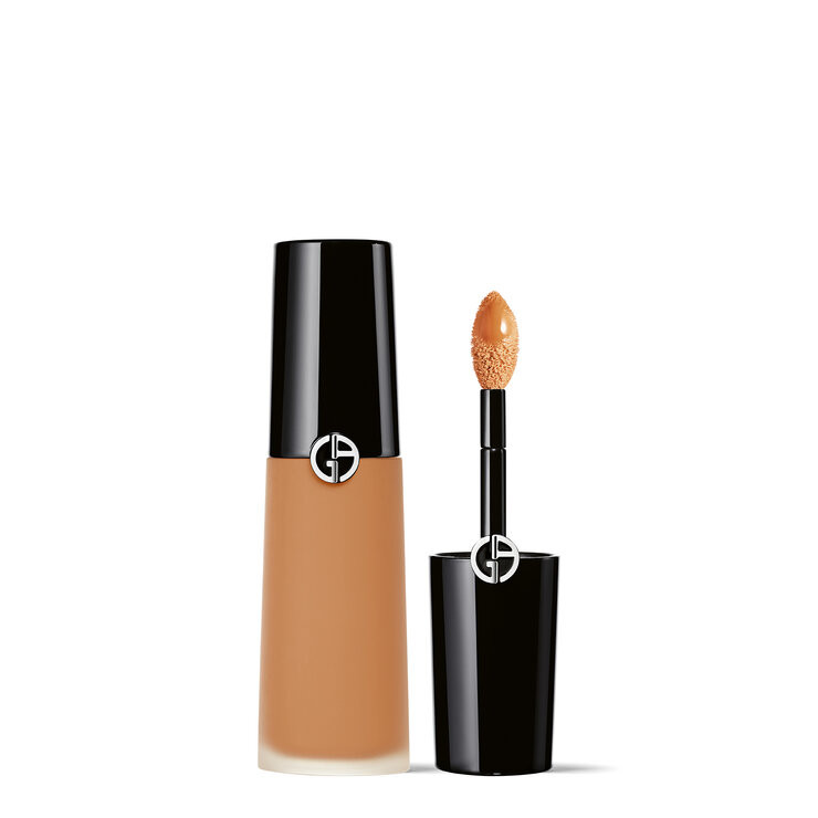 Luminous Silk Concealer — Hydrating Concealer — Armani Beauty | Giorgio Armani Beauty (US)
