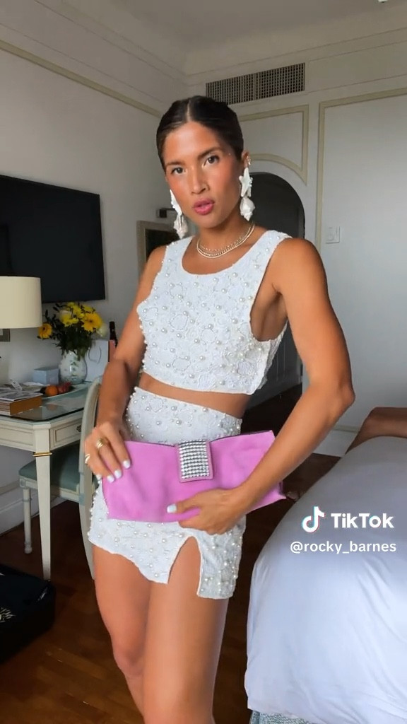 GRWM for my last night in Portofino!


#LTKitbag #LTKFind #LTKstyletip