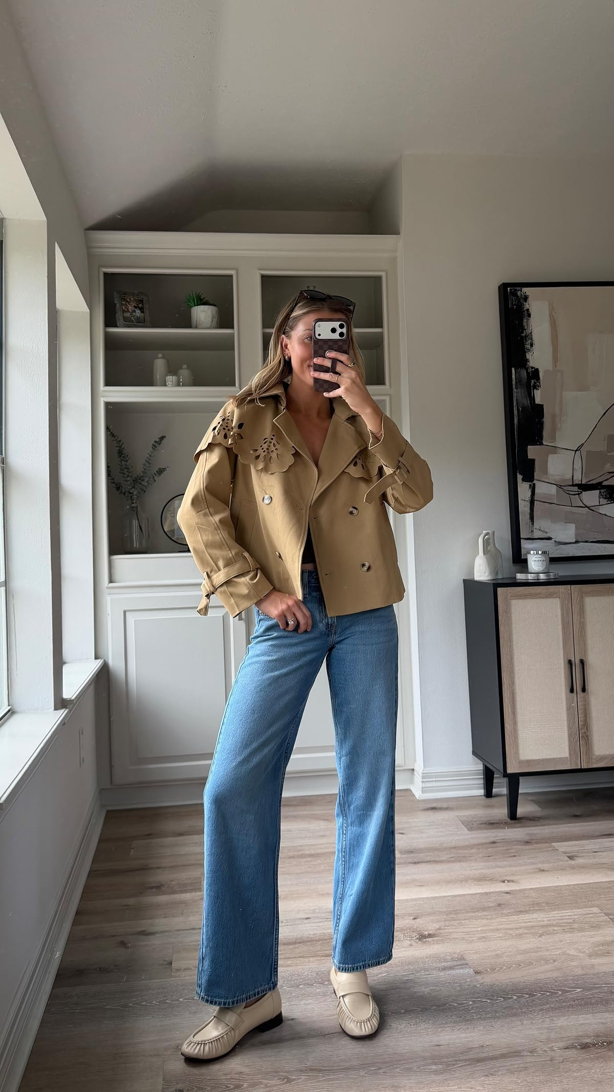 Cutest cropped trench for fall! Wearing S in tank under, S in jacket + 26 in denim
 

 #LTKootd