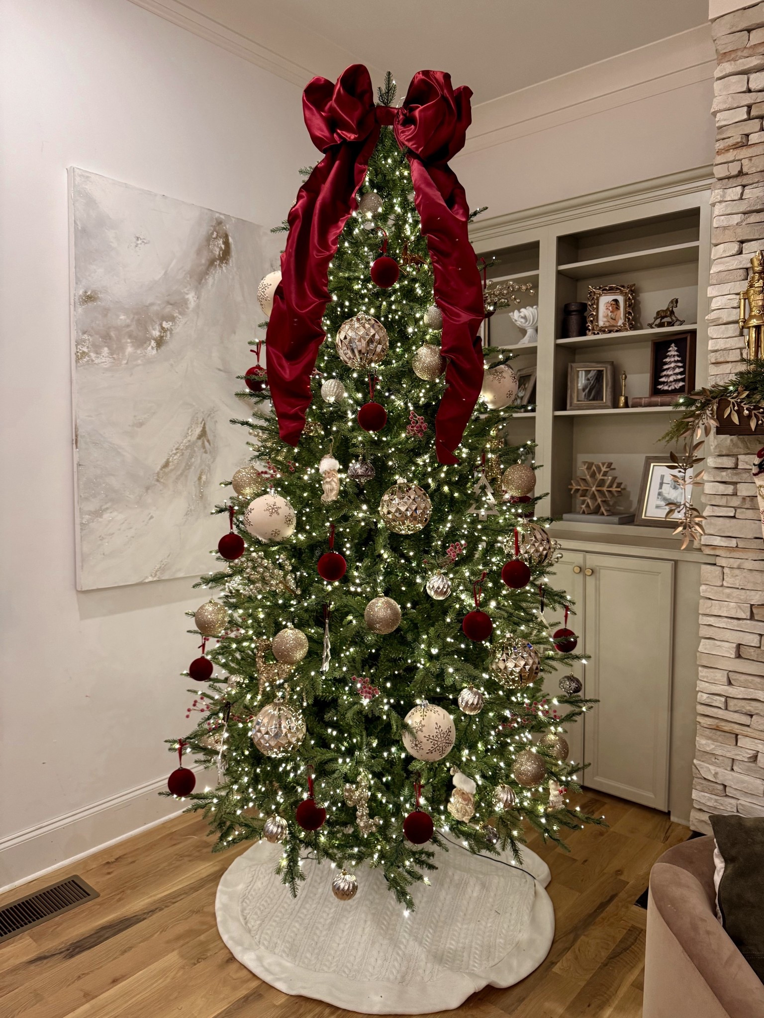 Burgundy Christmas! Satin bow for Christmas tree, mixed metal 

#LTKHoliday #LTKHome #LTKSeasonal