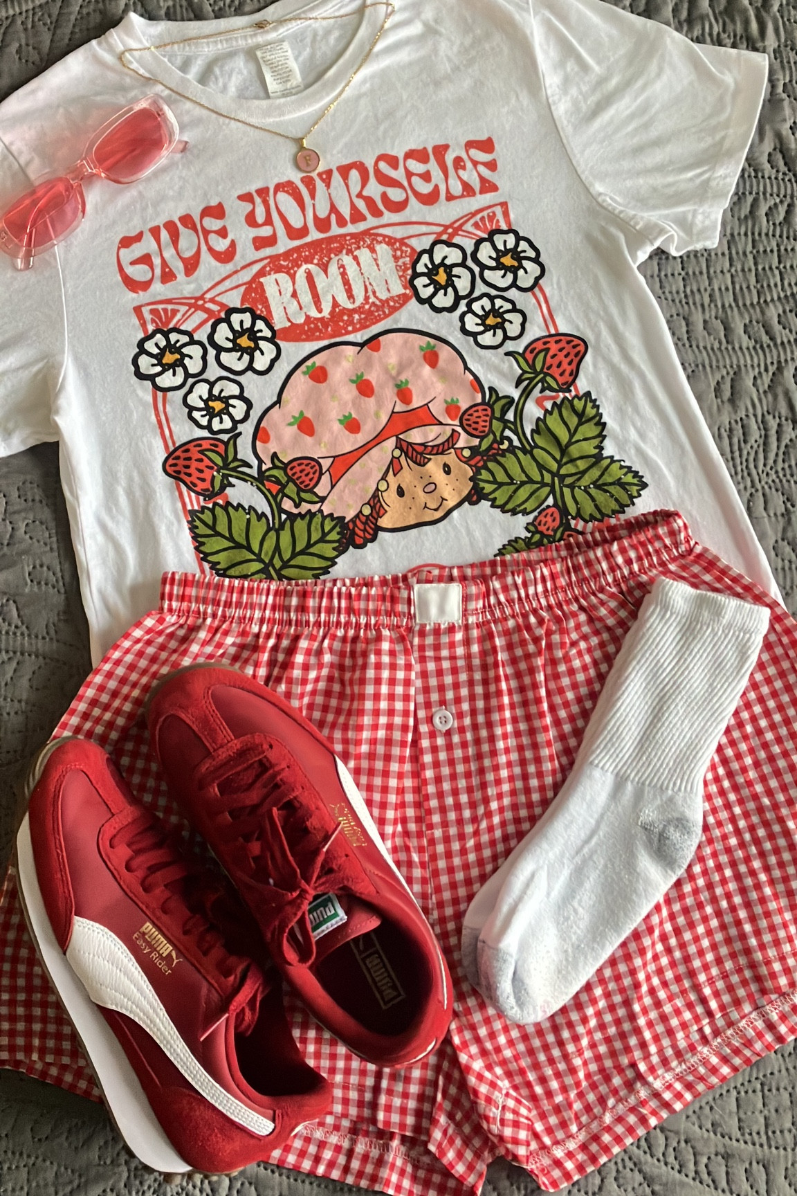 🍓☀️👟

#LTKStyleTip #LTKShoeCrush #LTKSeasonal