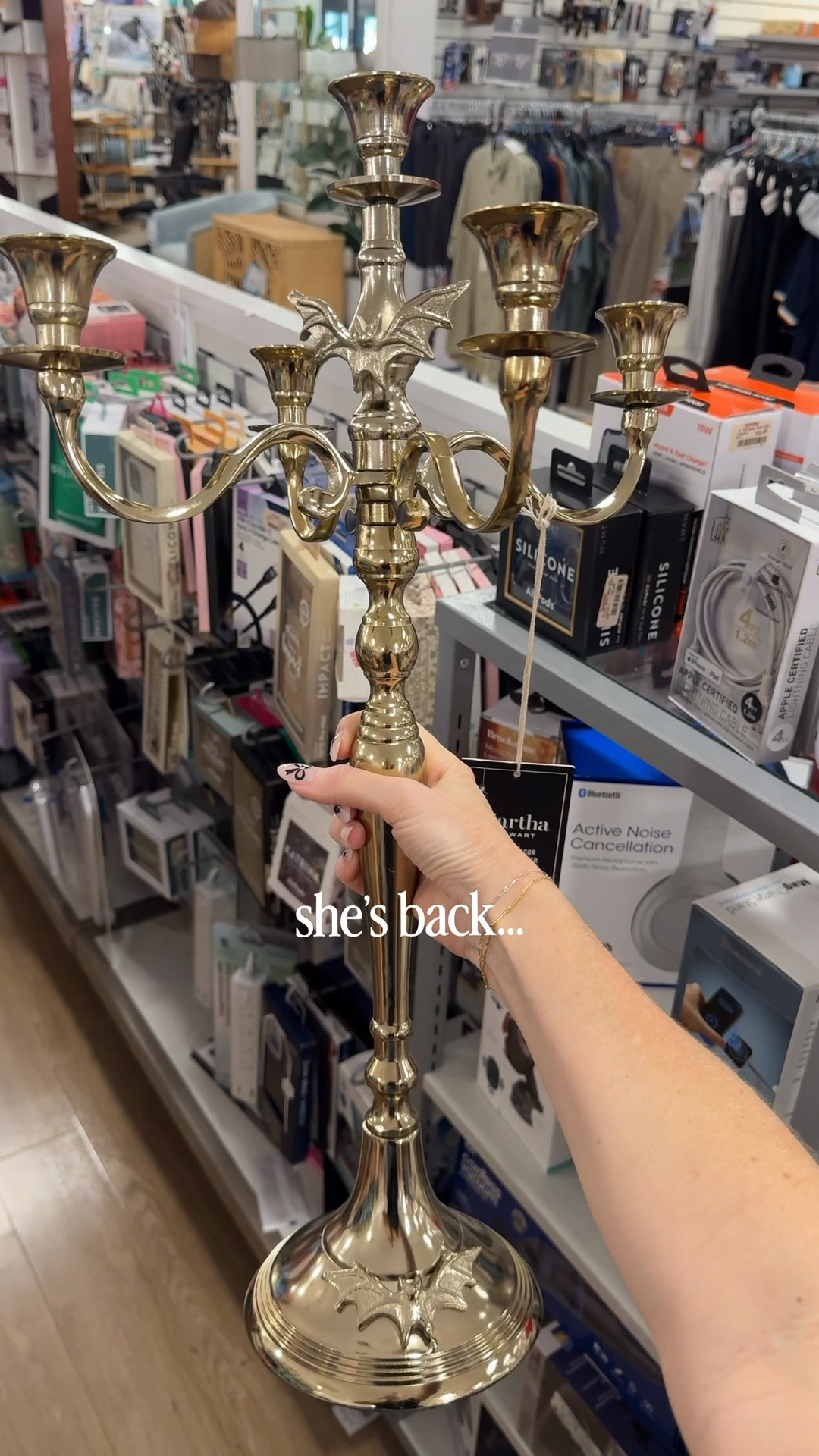 My Bat Candelabra is back🕯️🦇 #Halloween #HomeGoods

#LTKSeasonal #LTKHome #LTKvlog
