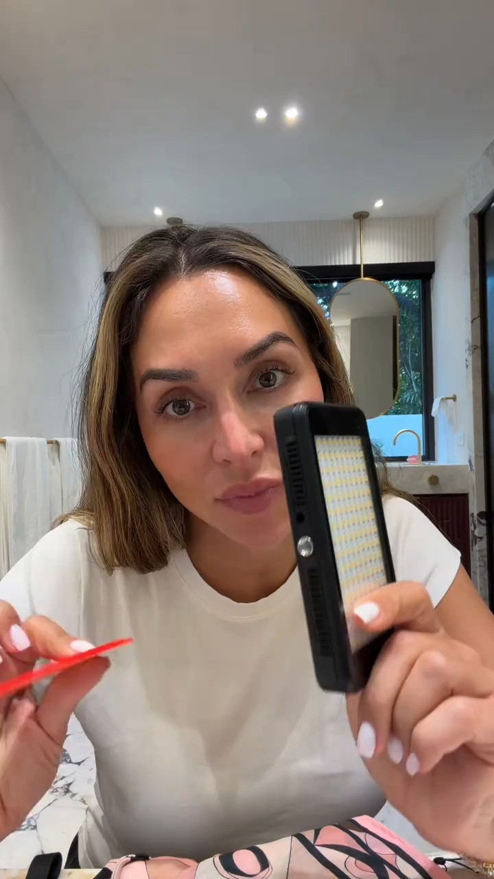 This is the lighting set up that I usually use for all of my videos, it’s nothing fancy just what works for me. 

 #LTKdayinmylife