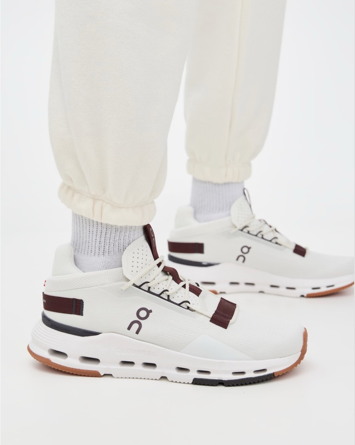 Workout Outfit  
Weekend Outfit  
ON Running Shoes
ON Sneakers  

#LTKfitnessgoals #LTKFindsUnder100 #LTKGiftGuide