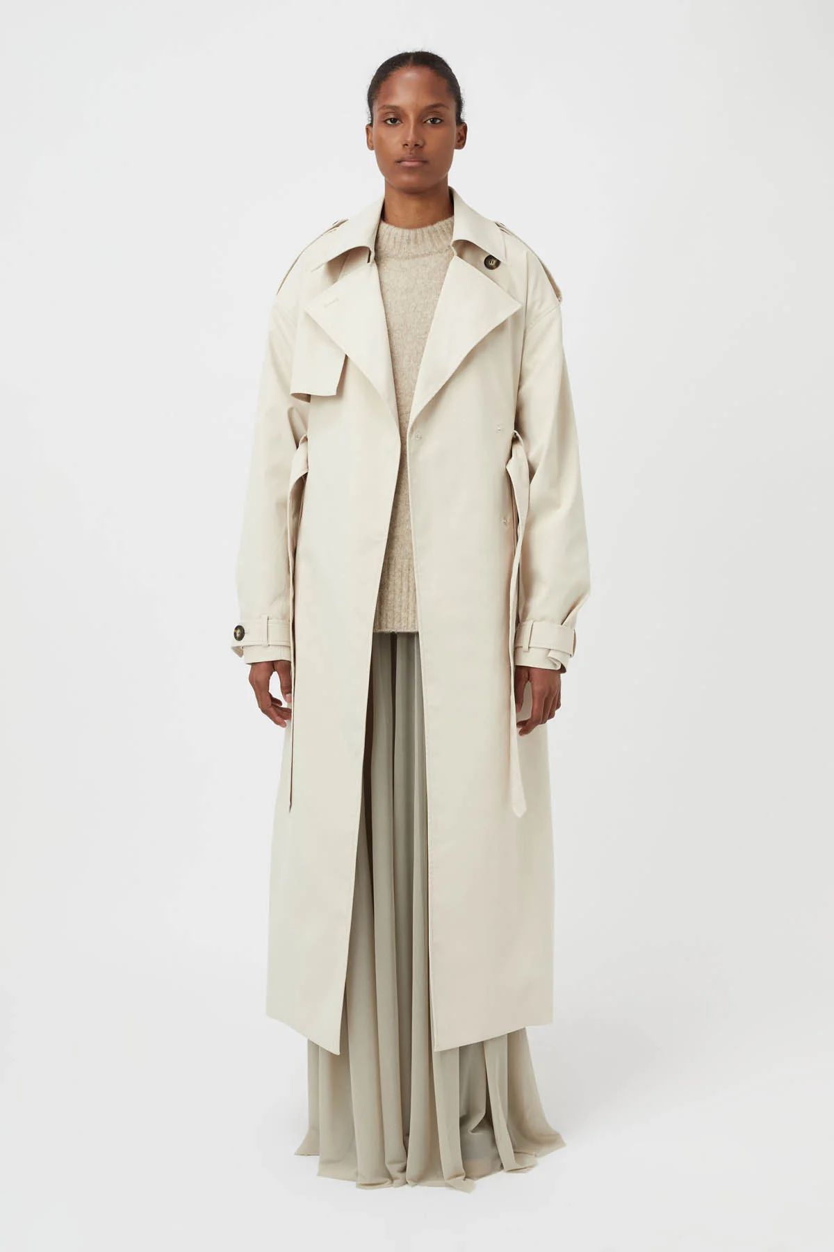 The Reyes Trench is the epitome of timeless elegance with a contemporary twist, crafted from sump... | Camilla and Marc