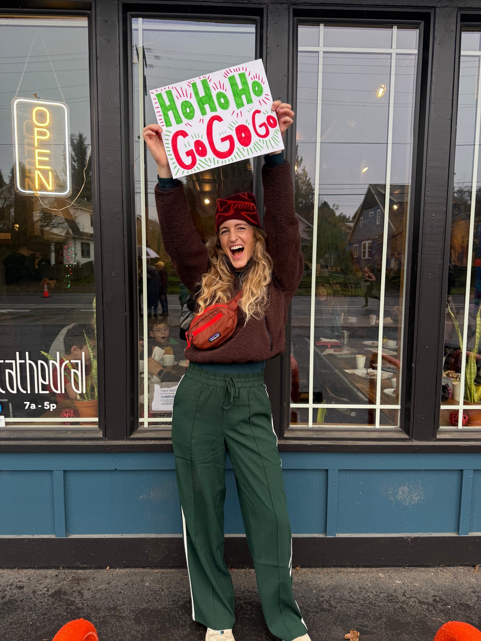 A festive, Autumn-approved, athletic adjacent fit

#LTKootd #LTKFindsUnder50 #LTKHoliday