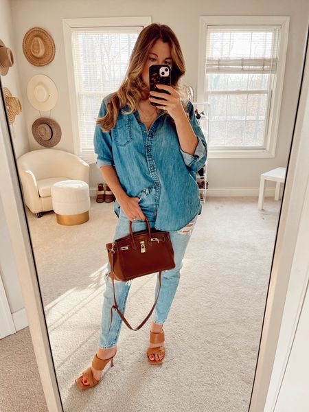 Another day, another Canadian tuxedo ✨ This one is styled a little bit dressier, perfect for happy hour or a dinner ✨ comment DENIM for details 



#LTKSpringSale #LTKfindsunder100 #LTKstyletip