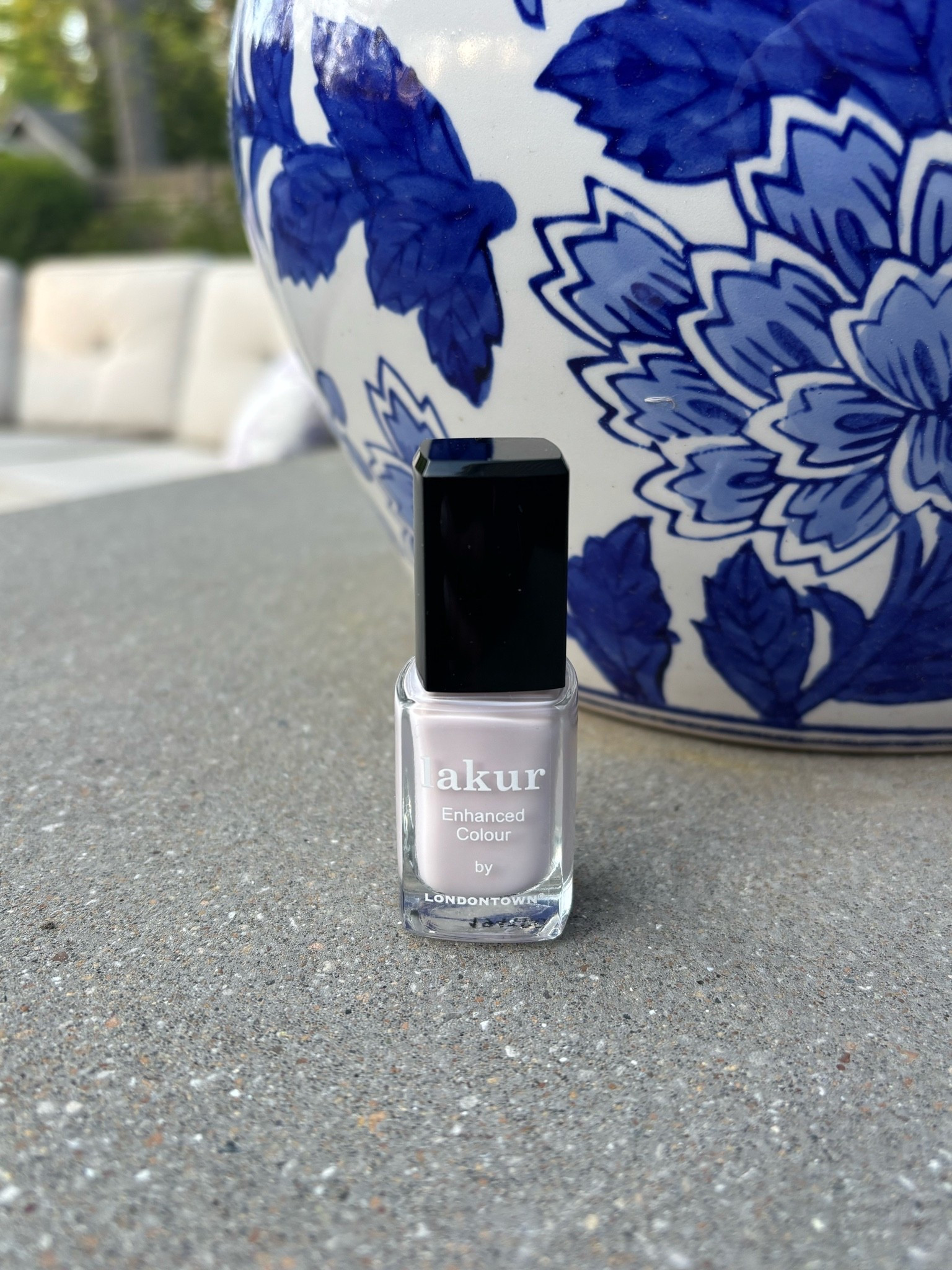 This is the prettiest soft pink! Great coverage too!