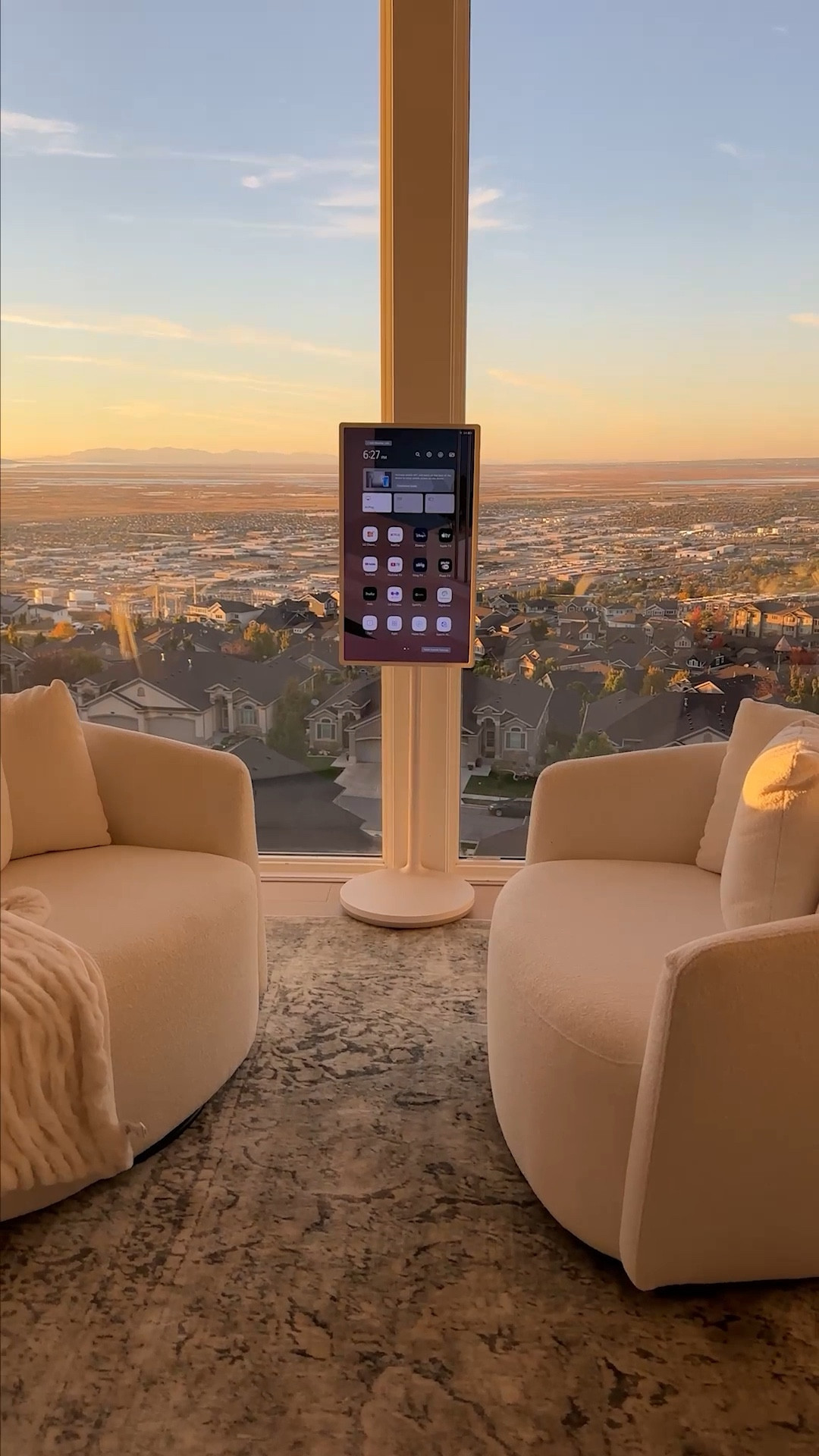 Viral amazon portable tv

Walmart holiday gifts, viral gift ideas, viral gadgets, home finds, holiday gift ideas, andrew home, christine andrew home, Cody andrew home, portable tv 

#LTKGiftGuide #LTKHoliday #LTKhome