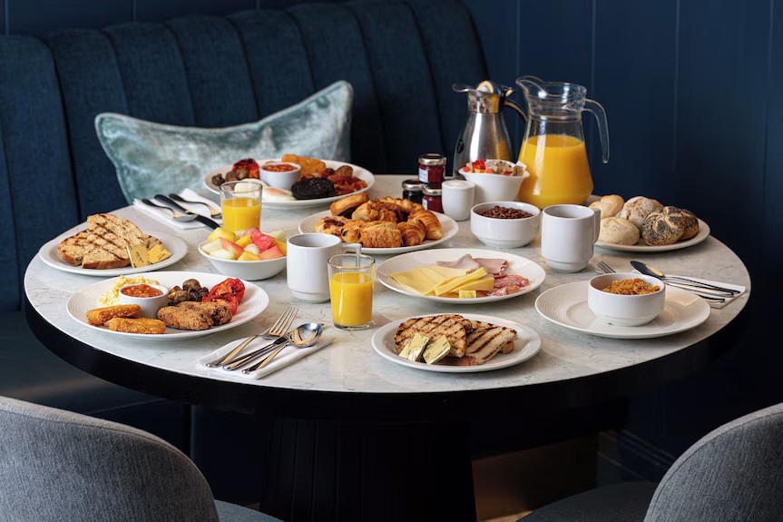 Superior Queen | Expedia (US)