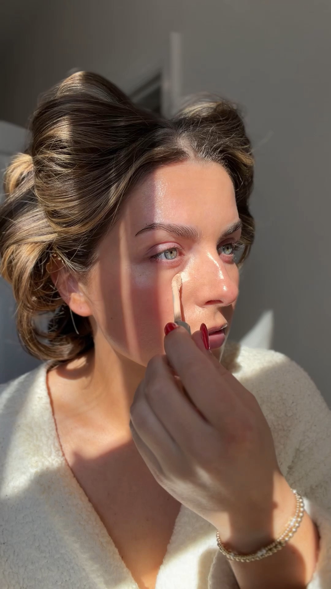 CREASELESS non drying concealer hack 

#LTKBeauty #LTKgrwm