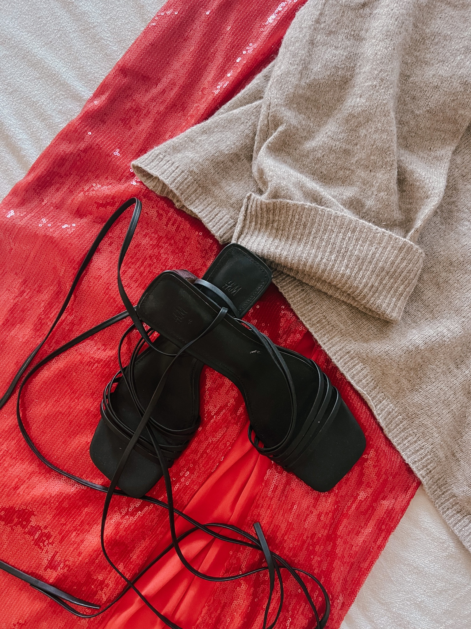 Can’t believe I found this skirt at target!!

#LTKfindsunder50 #LTKstyletip #LTKSeasonal