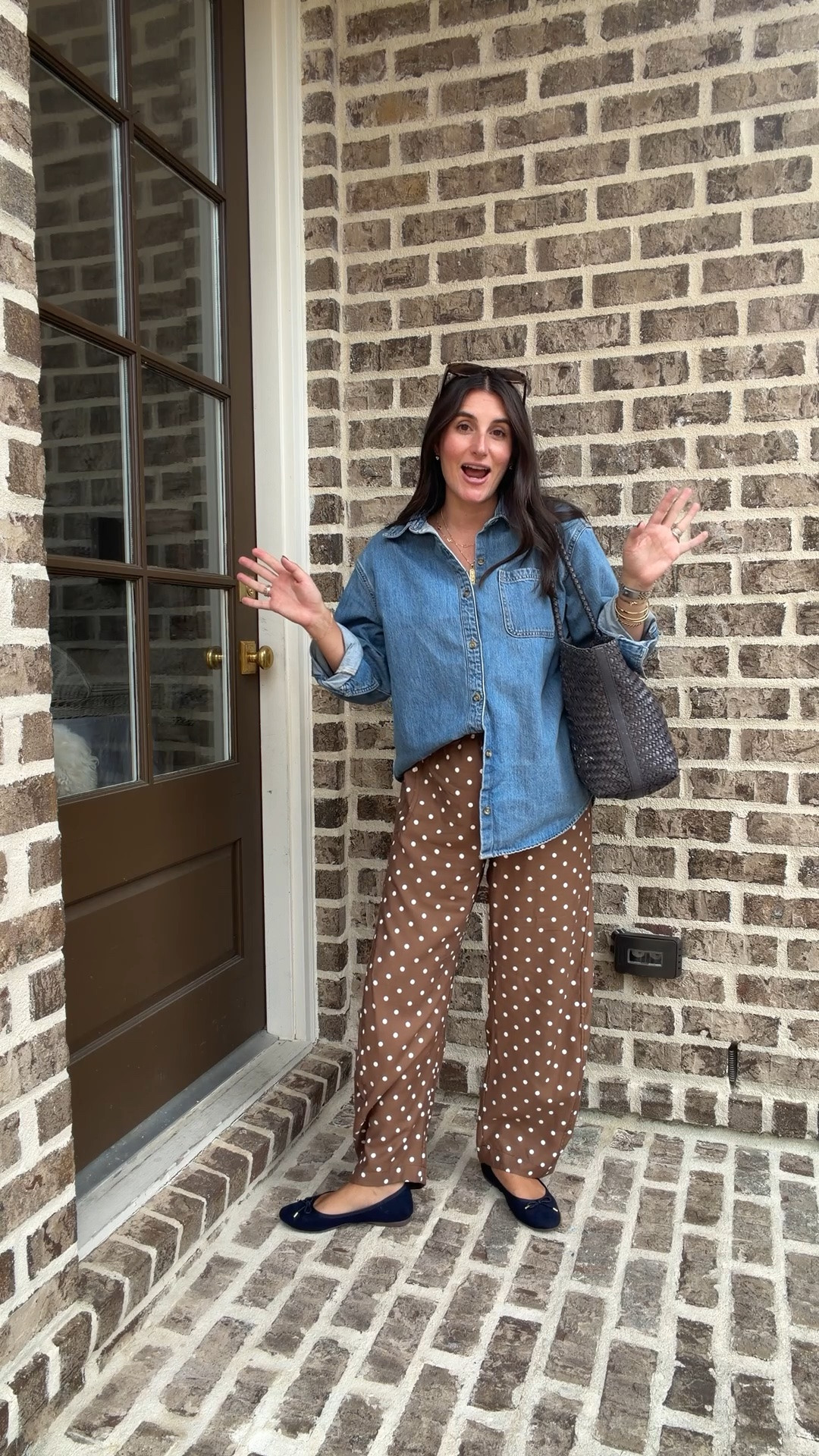 School pick up and ice cream with the girls! Wearing a small in the pants and xs in the shirt!