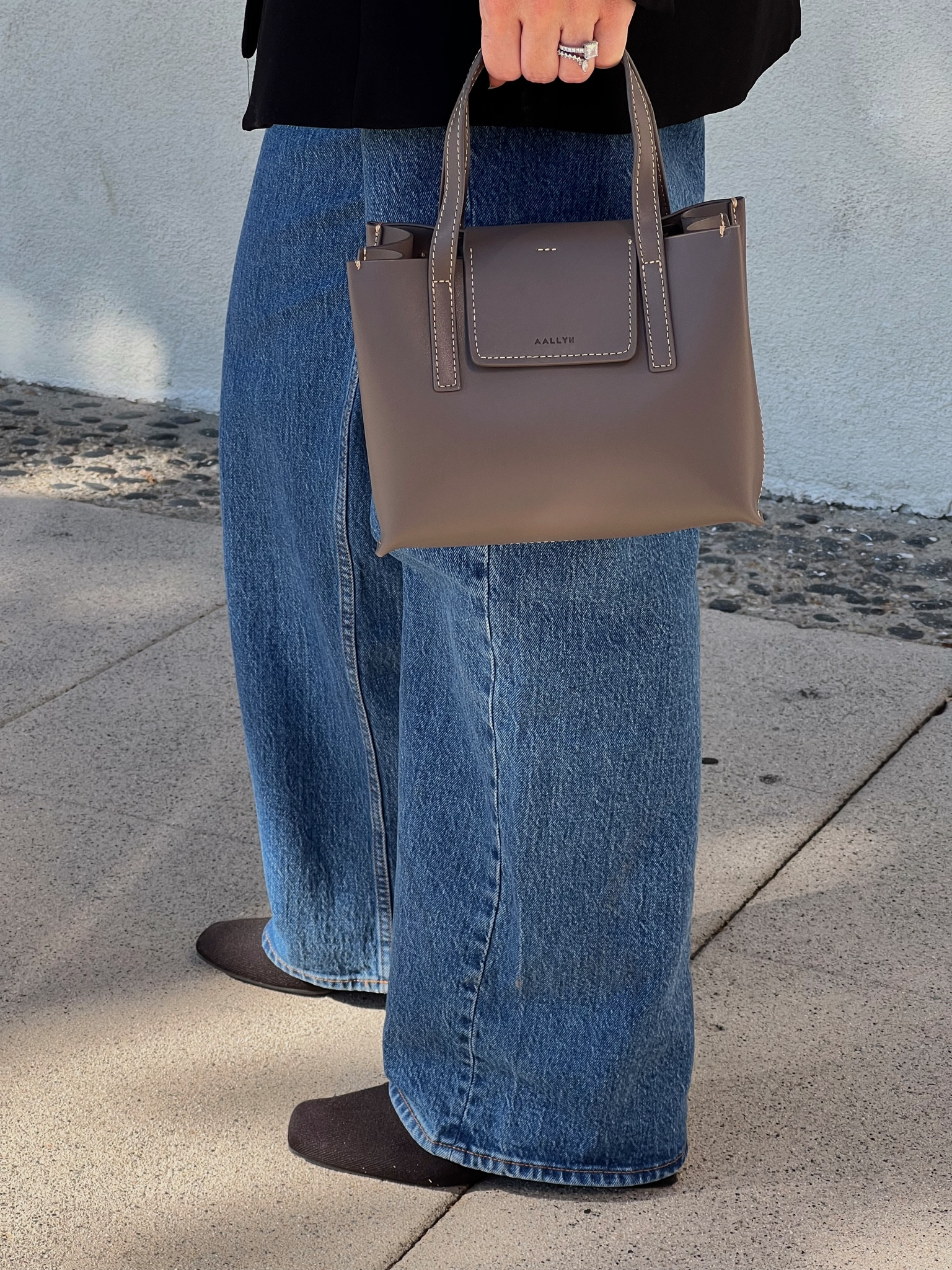 Mini Stella leather handbag - color wood berry, quality is amazing, on sale code SUN30 
Loose high waisted Abercrombie jeans - runs TTS, SO CHIC! 
Boots - run TTS, Black, I wear these so often! They’re like a sock so really comfy to wear and walk in + they’re waterproof

Fall outfit 
Jeans 
Abercrombie 
Accessories 
Boots 

Fall handbag 
Bucket bag
Purse 
Gifts for her 
Mini handbag 
Quality affordable handbag
Fall outfit 
Baggy jeans
Loose jeans 



#LTKSeasonal #LTKItBag #LTKGiftGuide