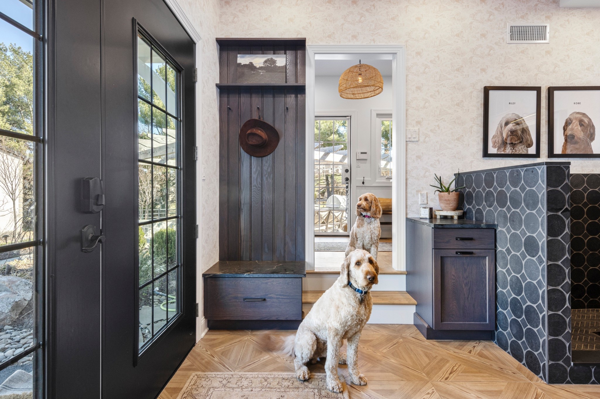 🎁 for the dog lover & doggie 🐾 

#ltkpets #doggieroom

#LTKFamily #LTKGiftGuide #LTKHoliday