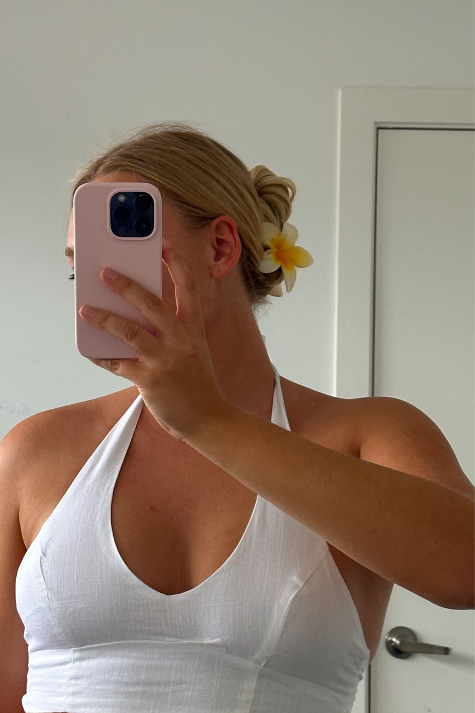 These flower claw clips >>>

#LTKSeasonal #LTKfindsunder100 #LTKaustralia