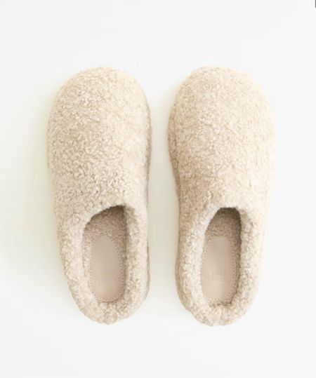 Cozy chic slippers on sale! 

#LTKSeasonal #LTKfindsunder50 #LTKCyberWeek